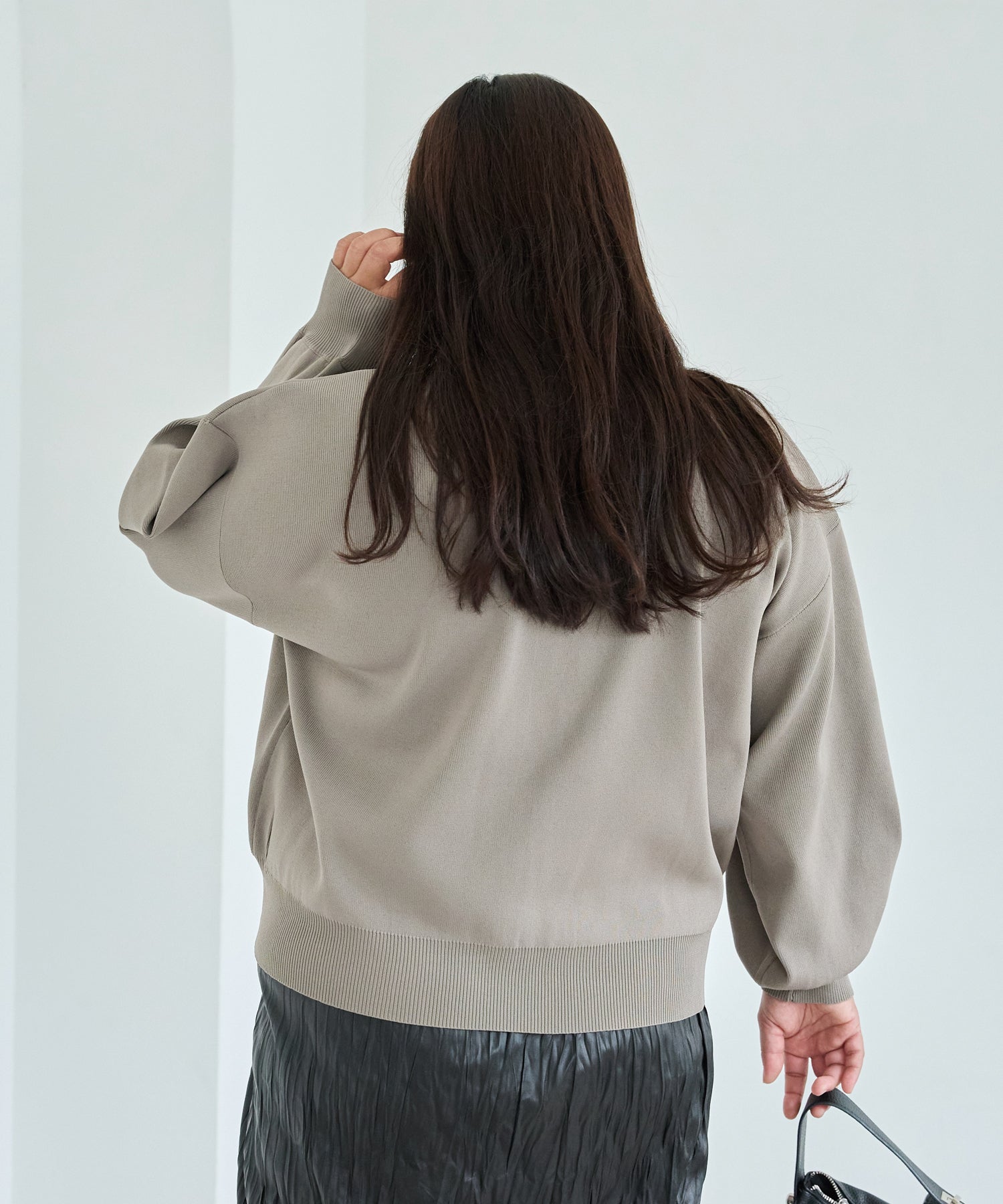 グレージュ　model:161cm 着用サイズ:3L