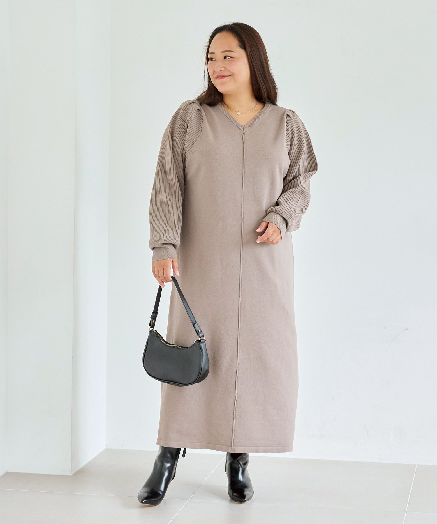 グレージュ　model:161cm 着用サイズ:3L