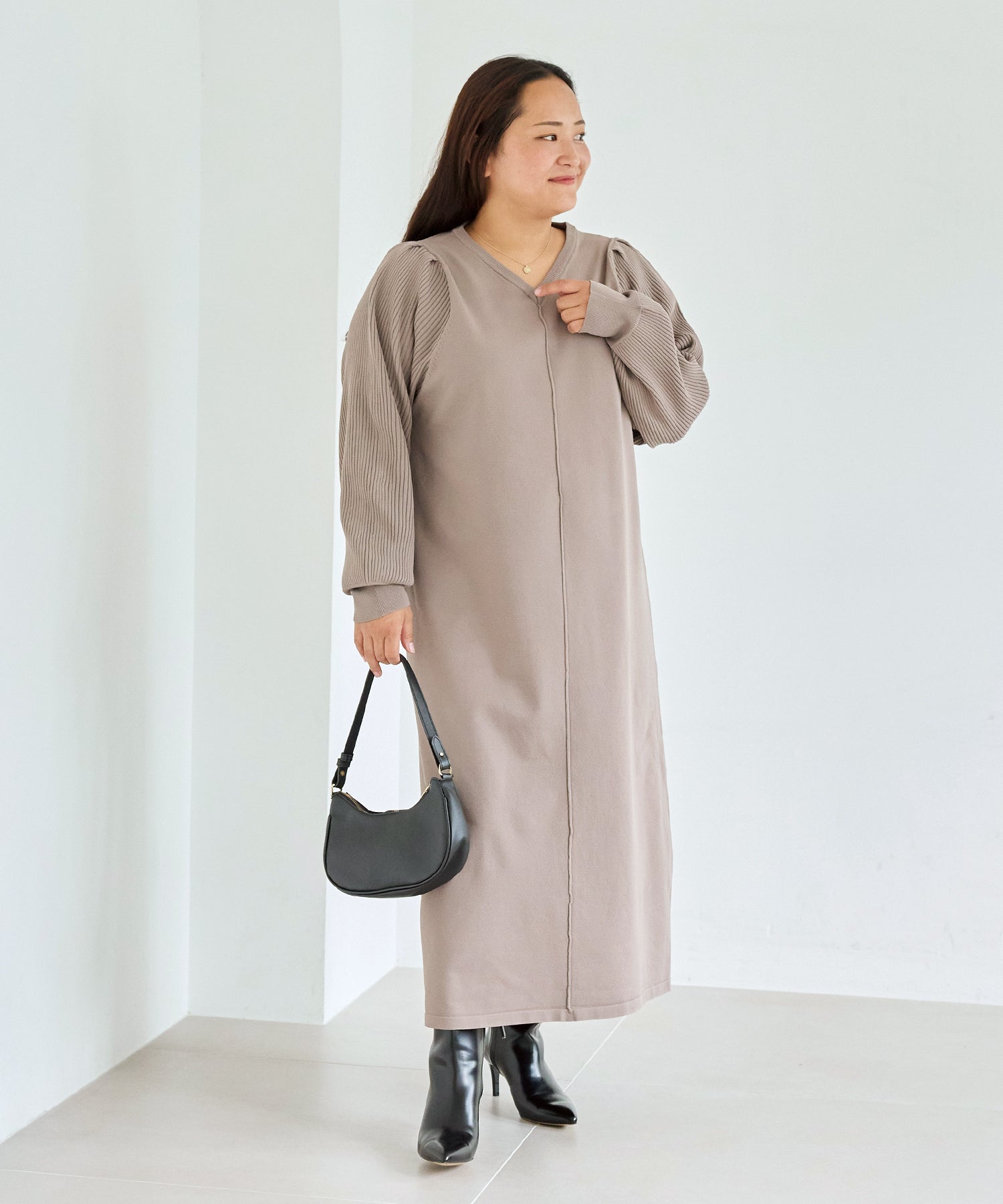 グレージュ　model:161cm 着用サイズ:3L