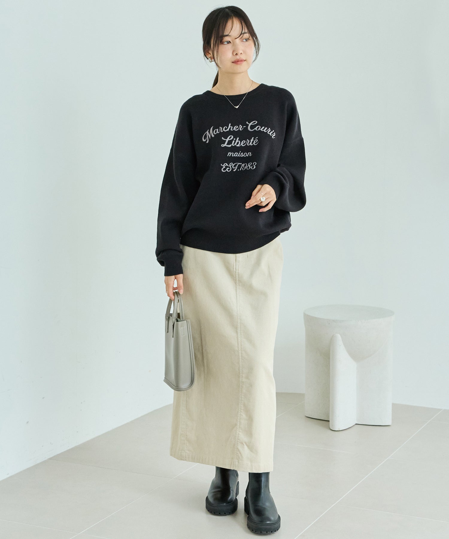 【洗える】チェーンステッチロゴニットプルオーバー