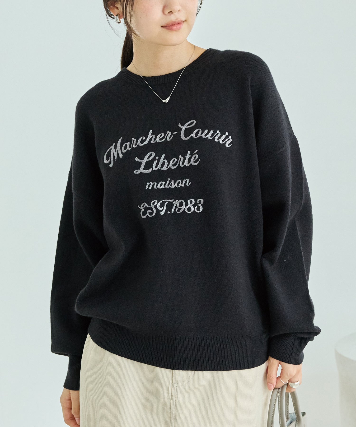 【洗える】チェーンステッチロゴニットプルオーバー