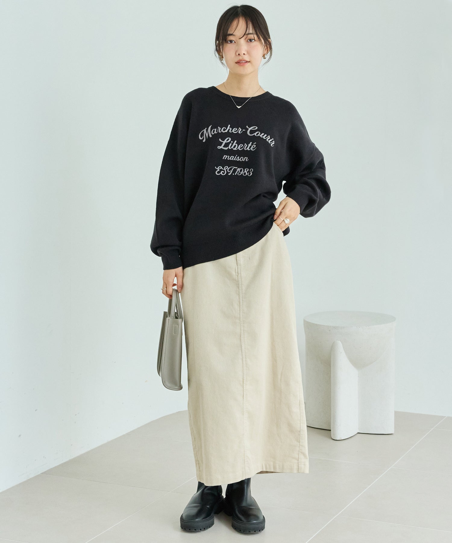 【洗える】チェーンステッチロゴニットプルオーバー