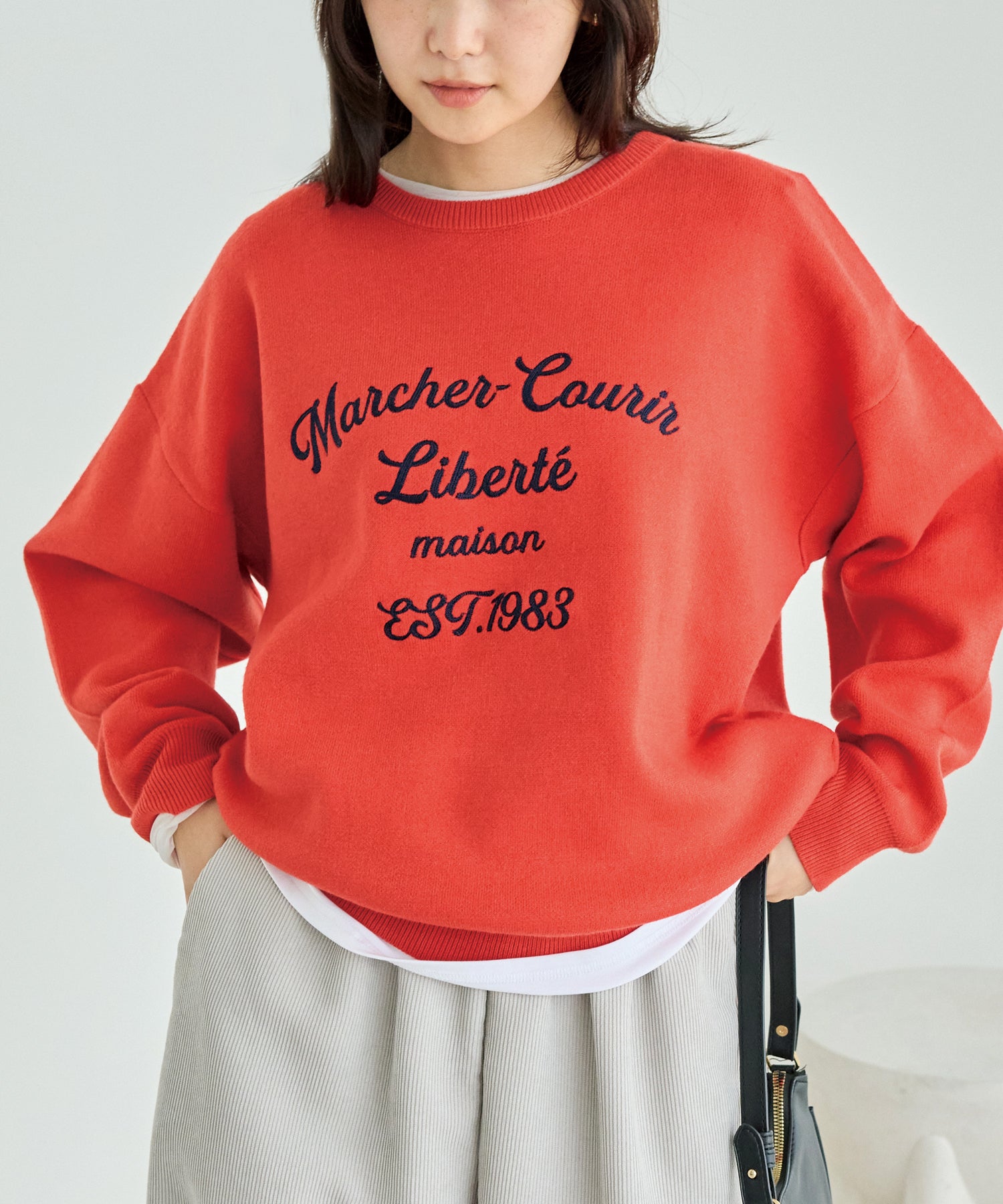 【洗える】チェーンステッチロゴニットプルオーバー