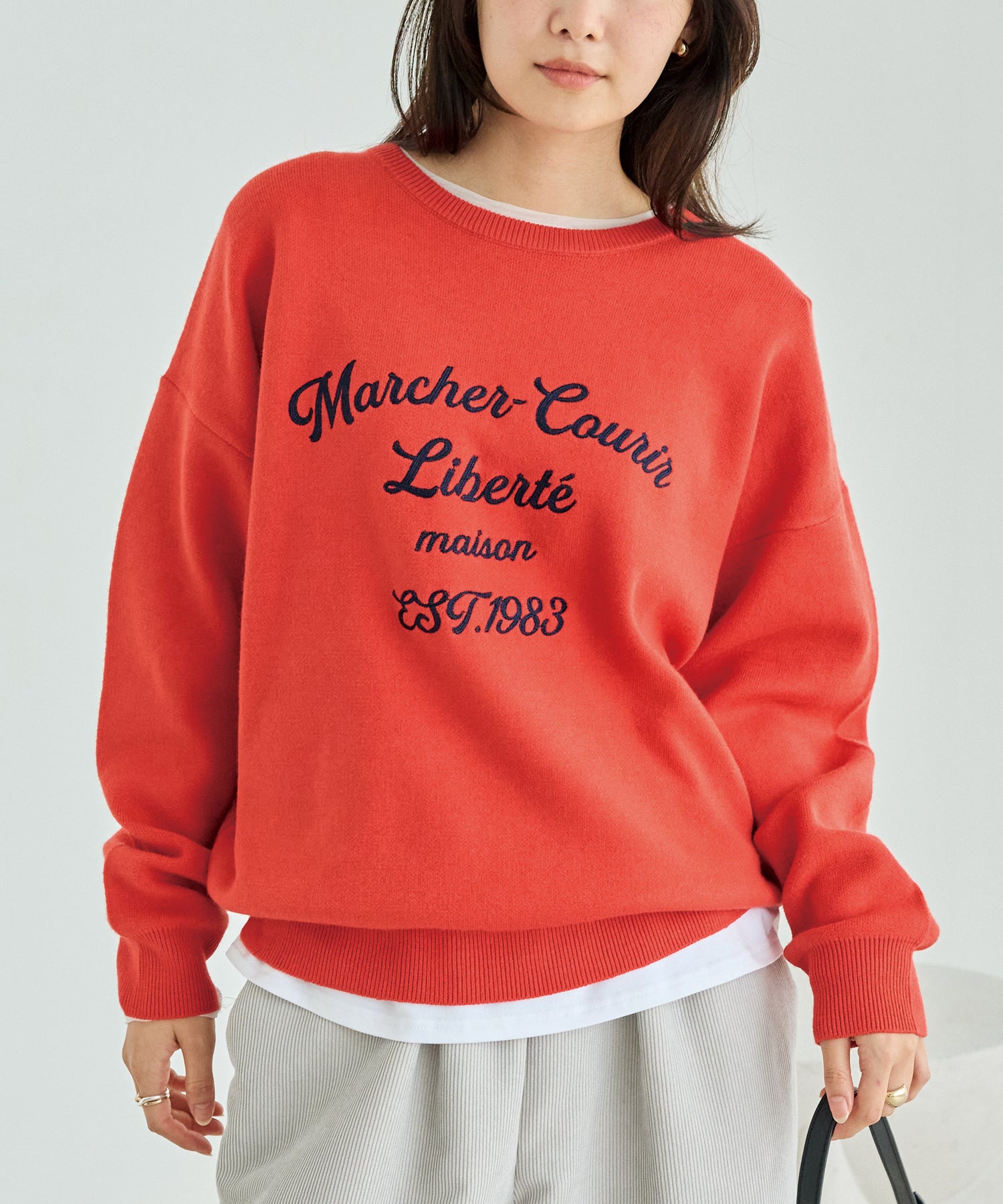 【洗える】チェーンステッチロゴニットプルオーバー