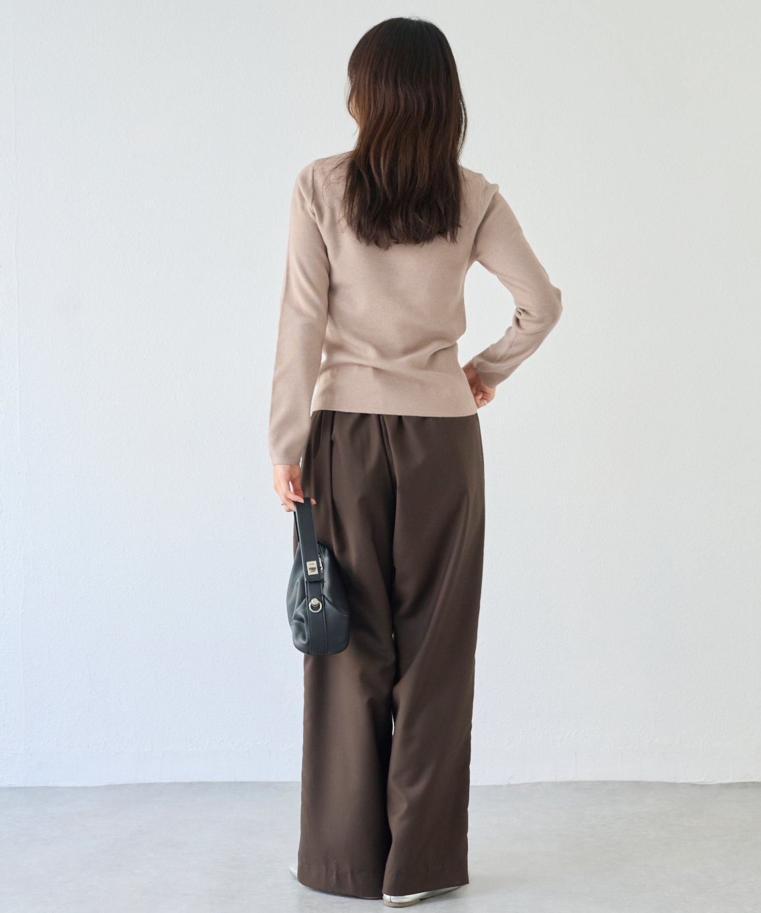 【洗える】スラッシュネックニットプルオーバー