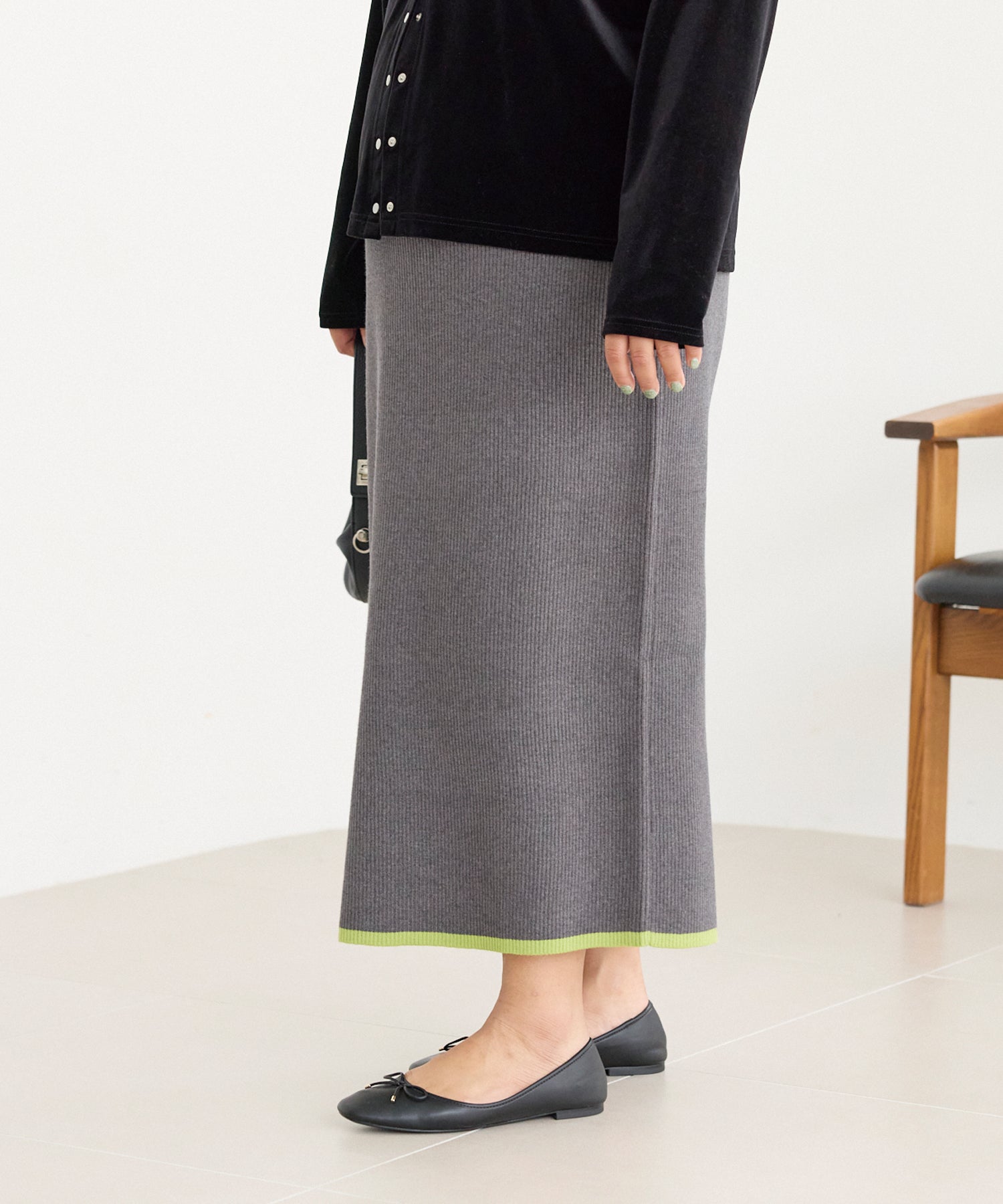 バイカラーリブニットスカート