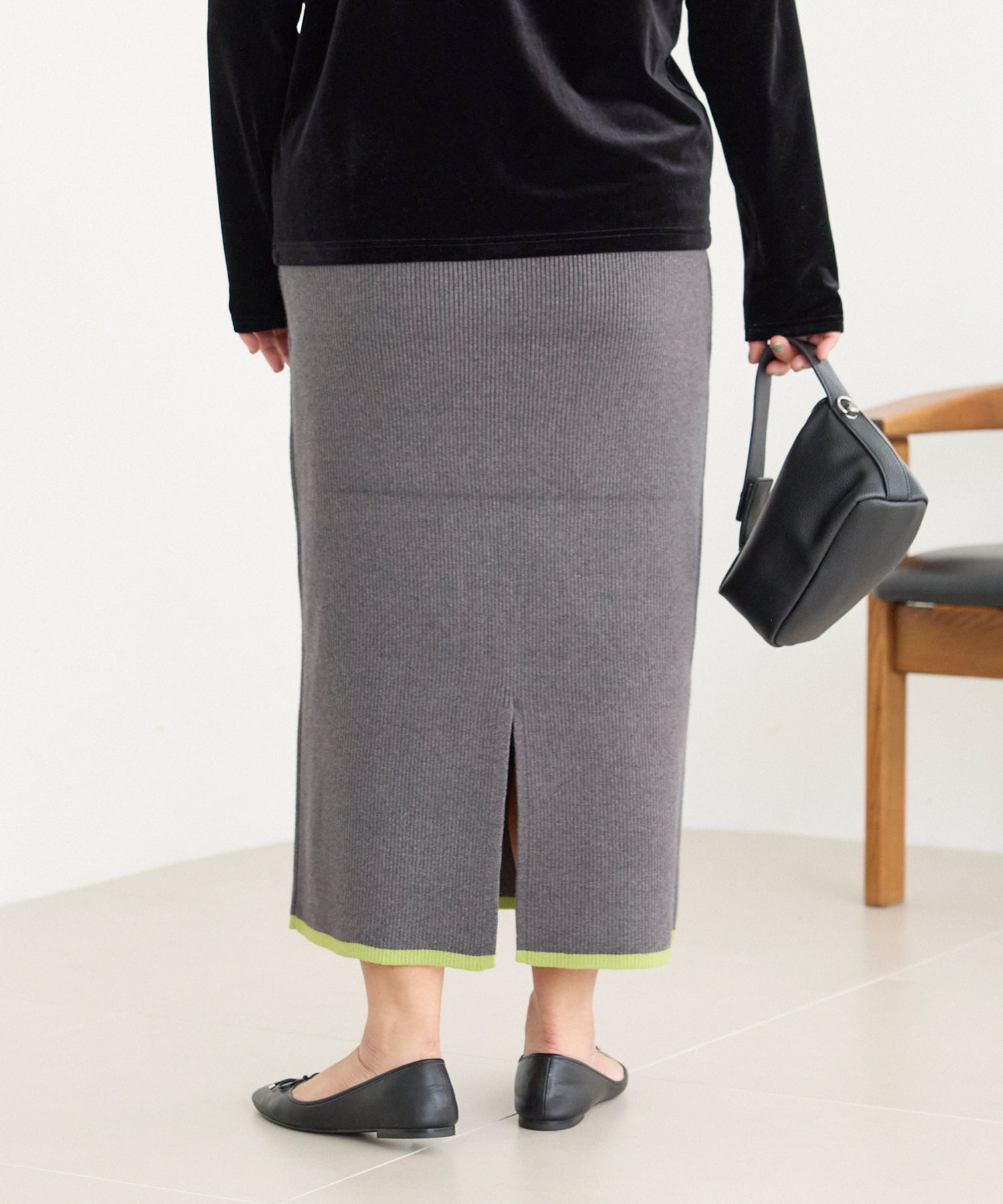 バイカラーリブニットスカート