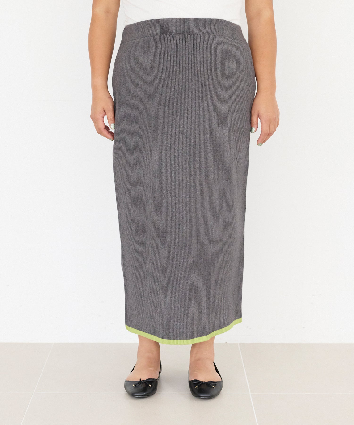 バイカラーリブニットスカート