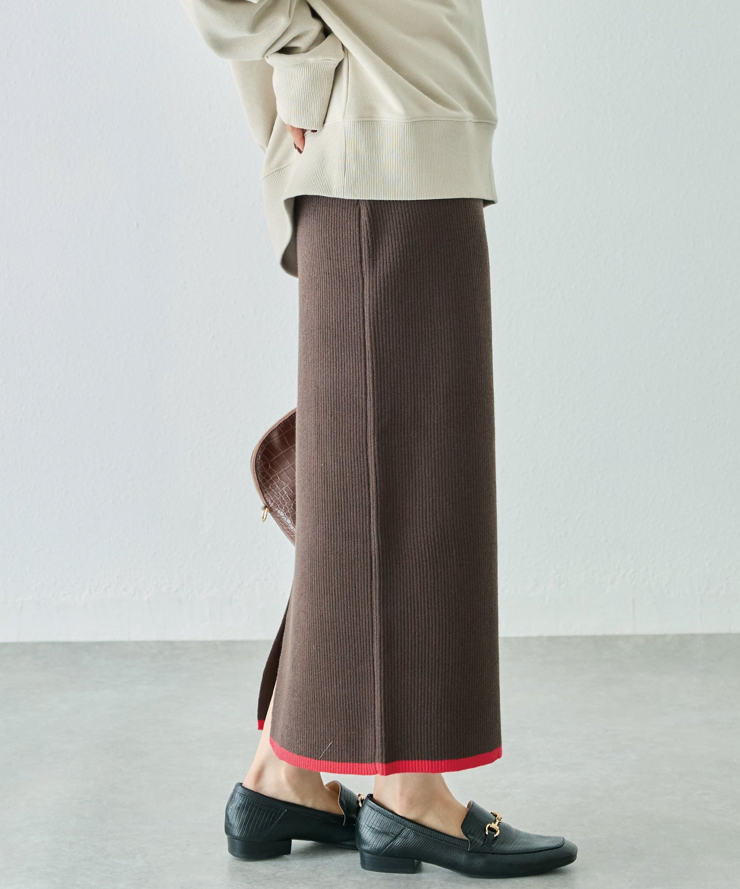 バイカラーリブニットスカート