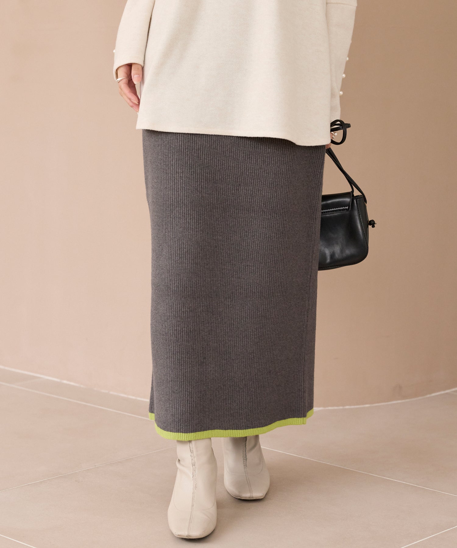 チャコールグレー　model:156cm 着用サイズ:F