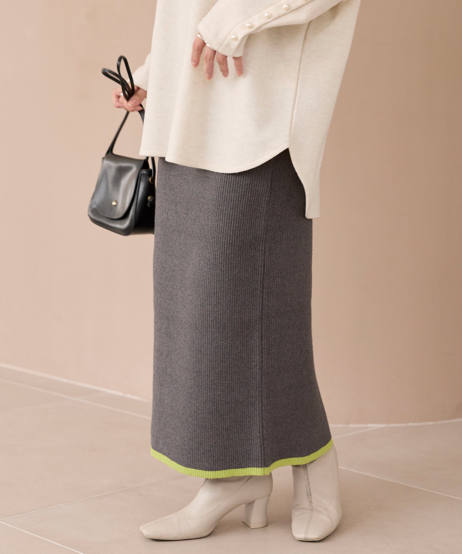 バイカラーリブニットスカート