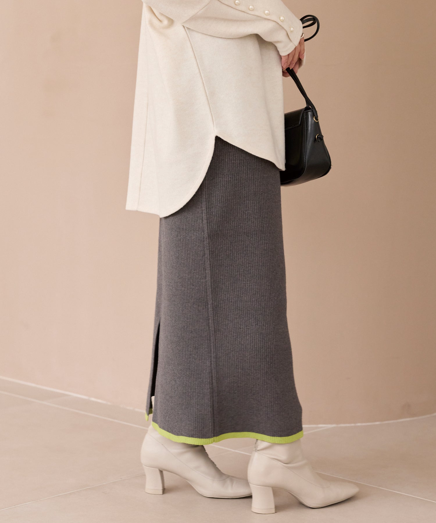 バイカラーリブニットスカート