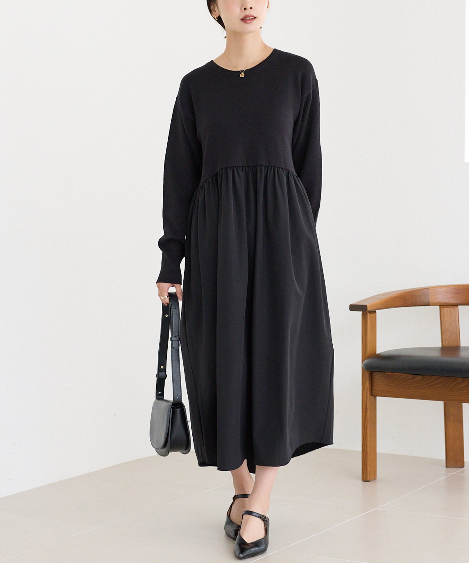 異素材切替ギャザーニットワンピース