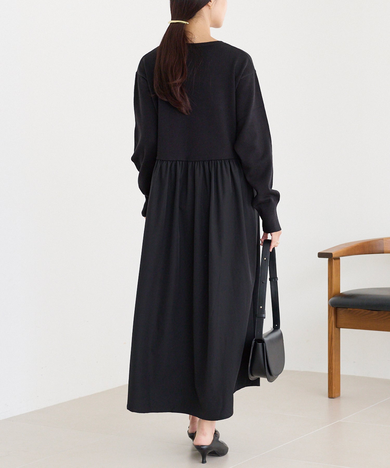 異素材切替ギャザーニットワンピース