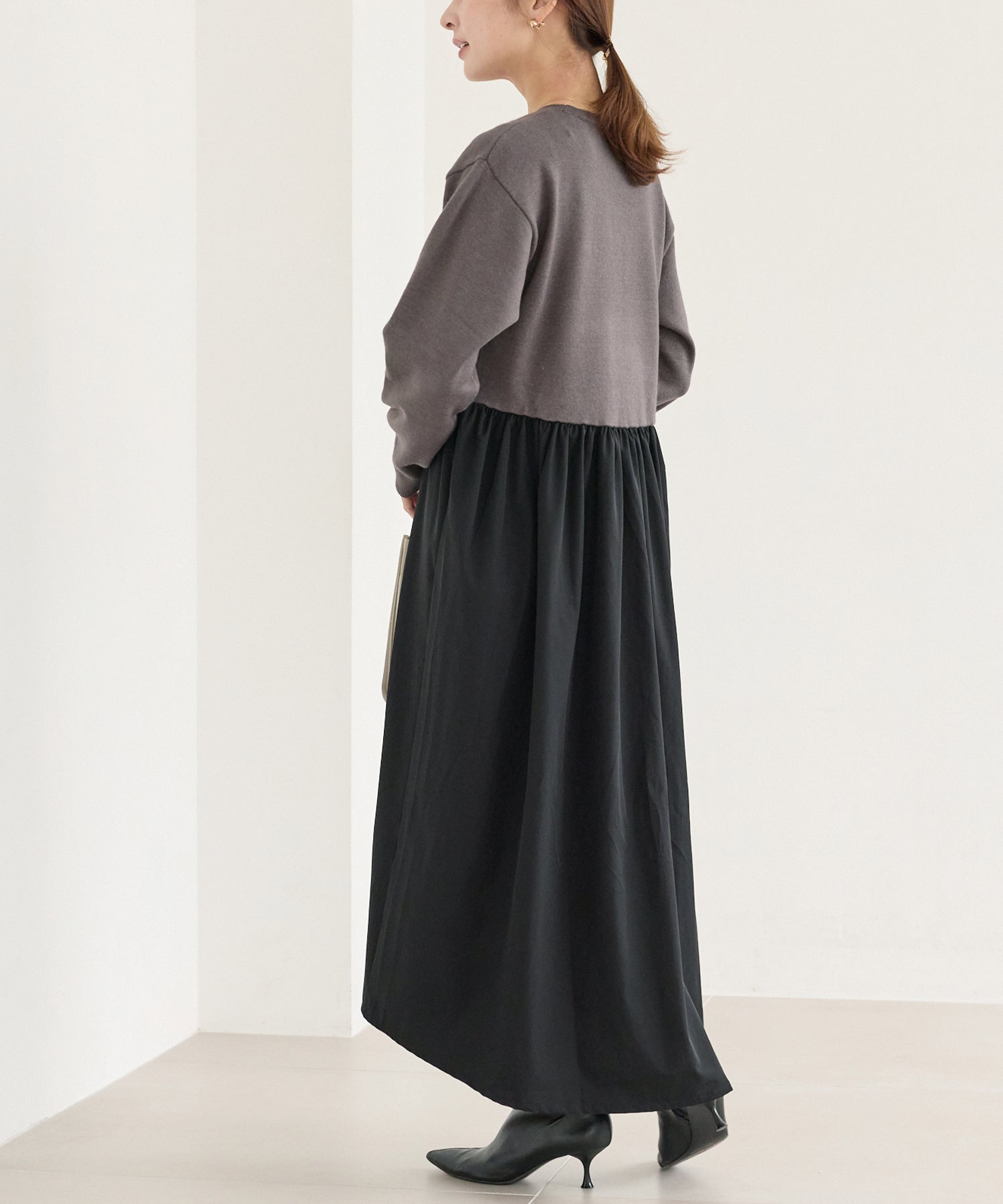 異素材切替ギャザーニットワンピース