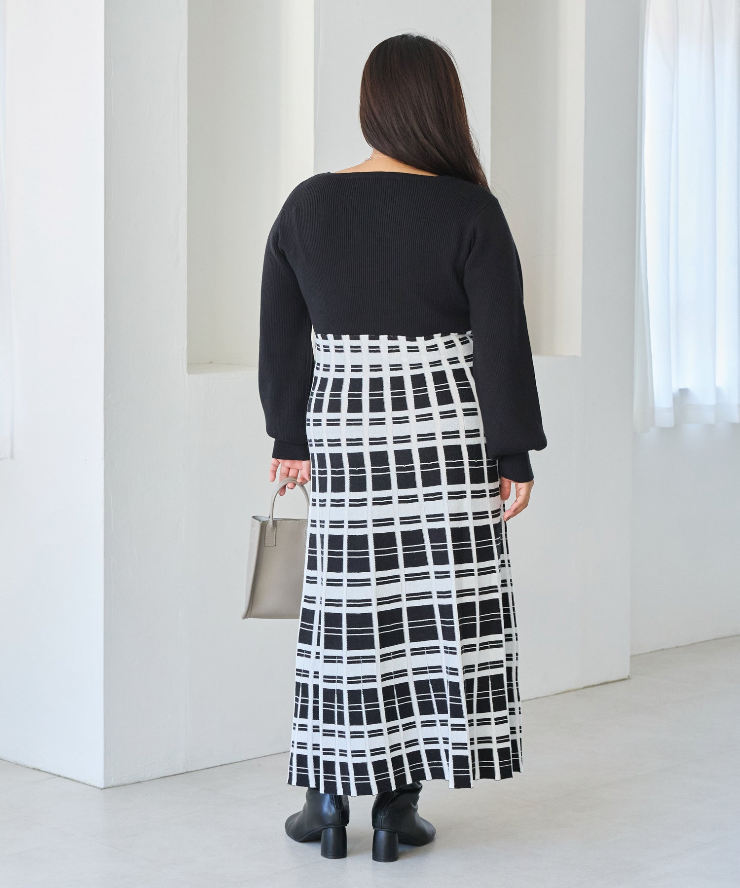 ブラック　model:161cm 着用サイズ:3L