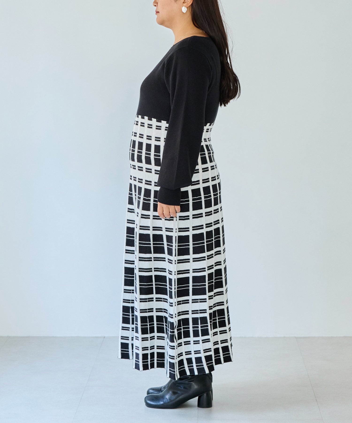 サイド　model:161cm 着用サイズ:3L