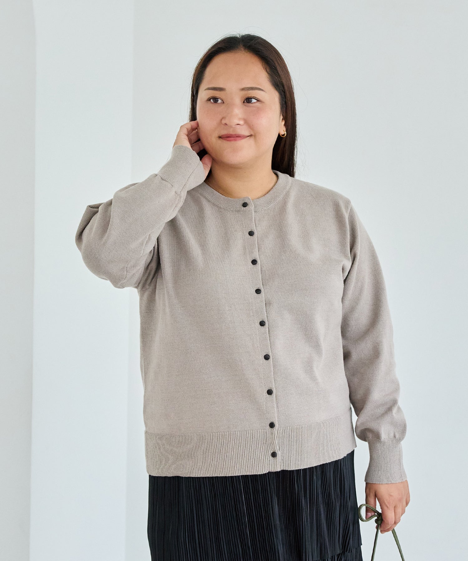 グレージュ　model:161cm 着用サイズ:3L