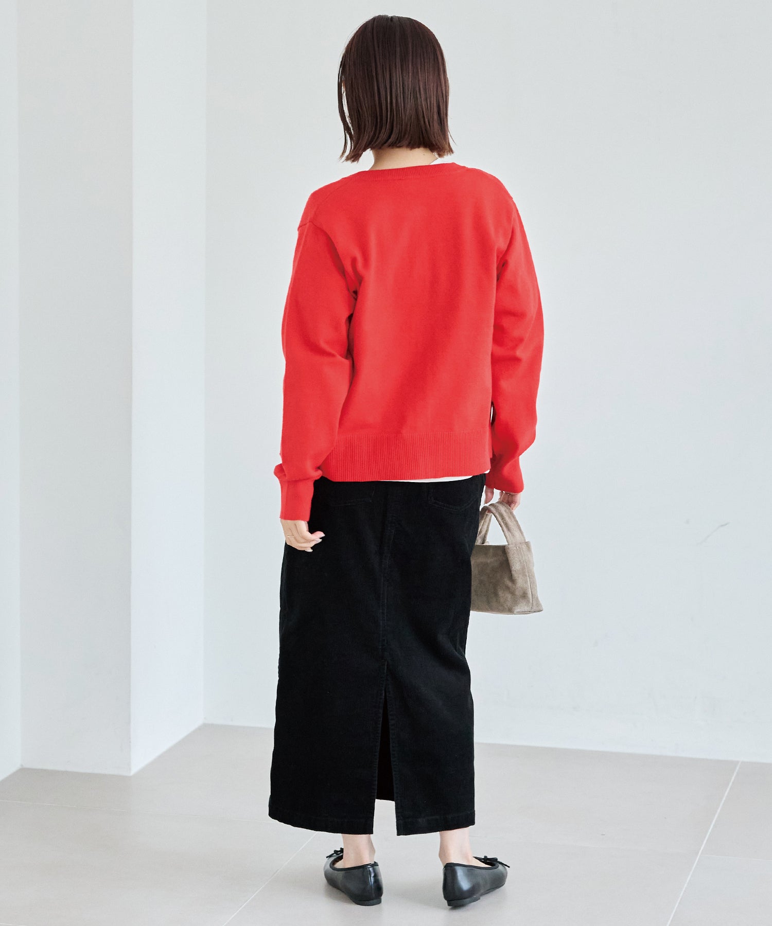 ボタン配色ニットカーデ