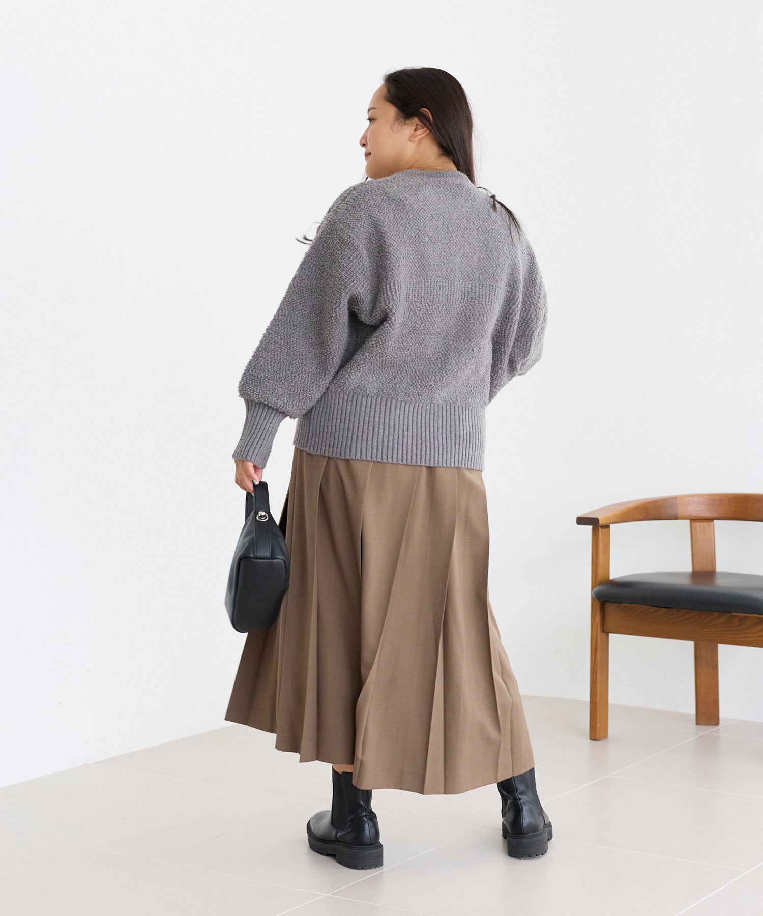 チャコールグレー　model:161cm 着用サイズ:3L