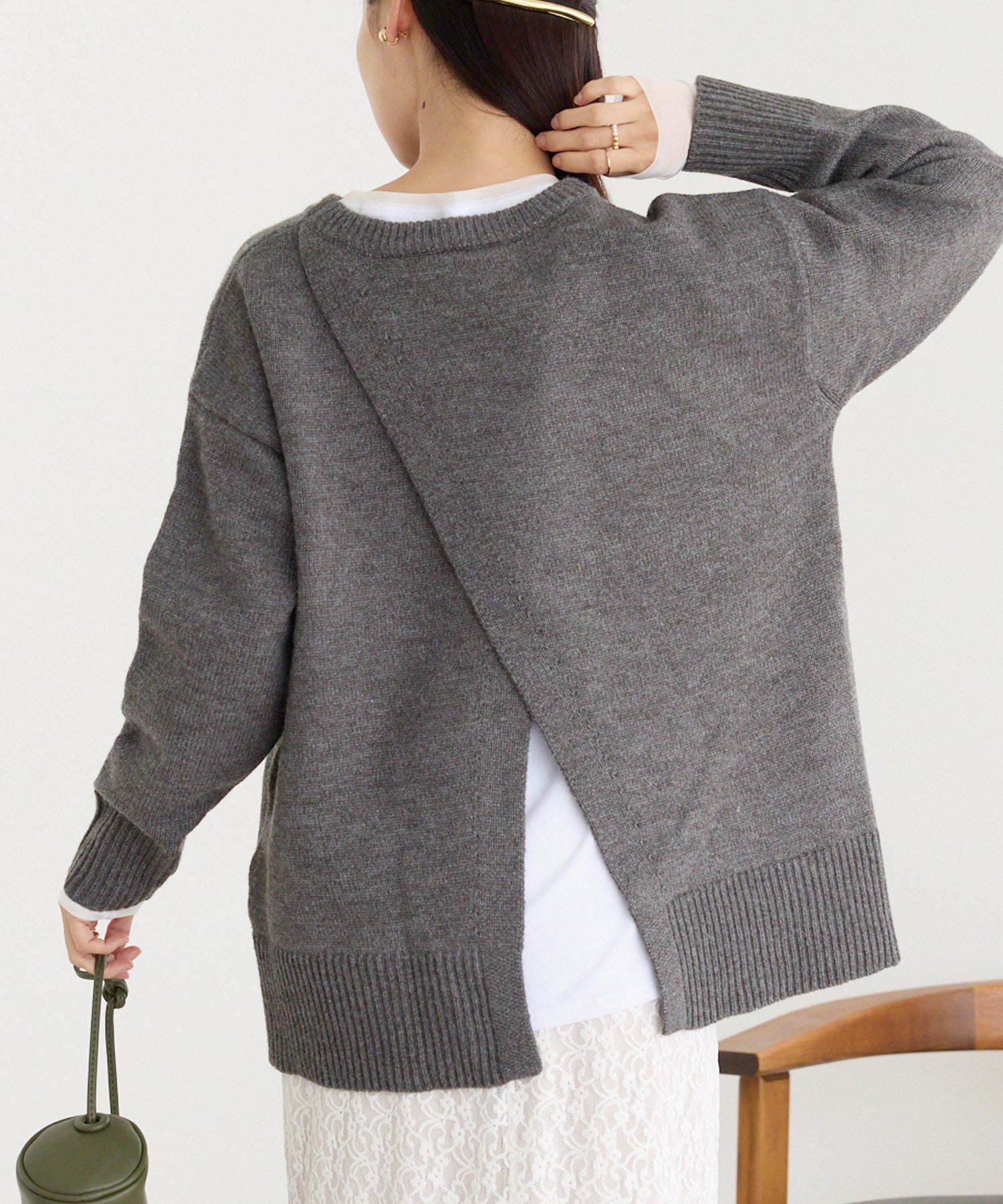 【洗える】バックスリットニットプルオーバー
