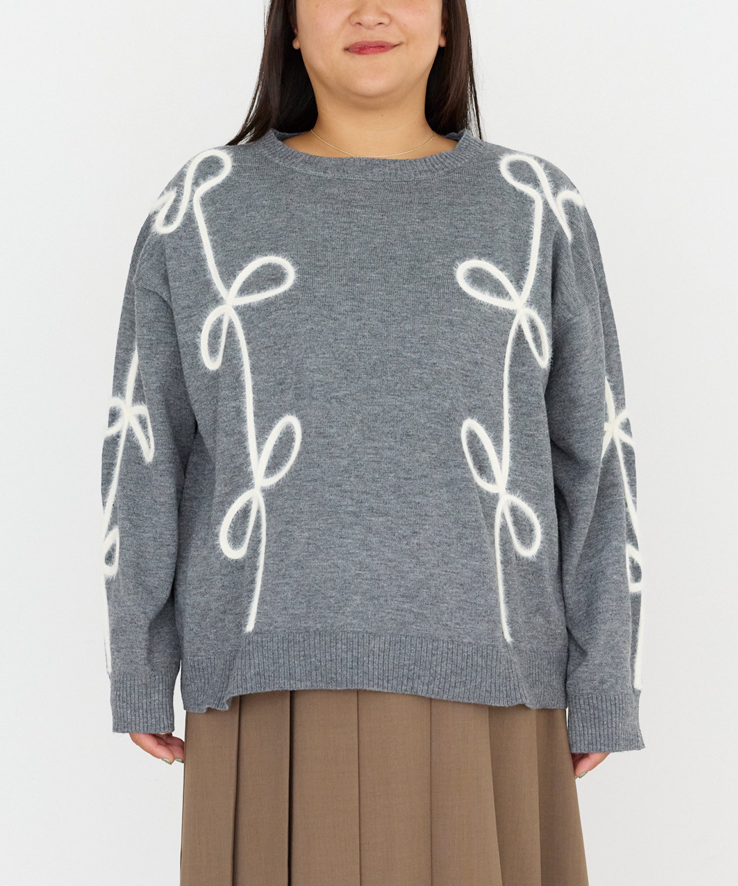 フェザーリボンコード刺繍ニット