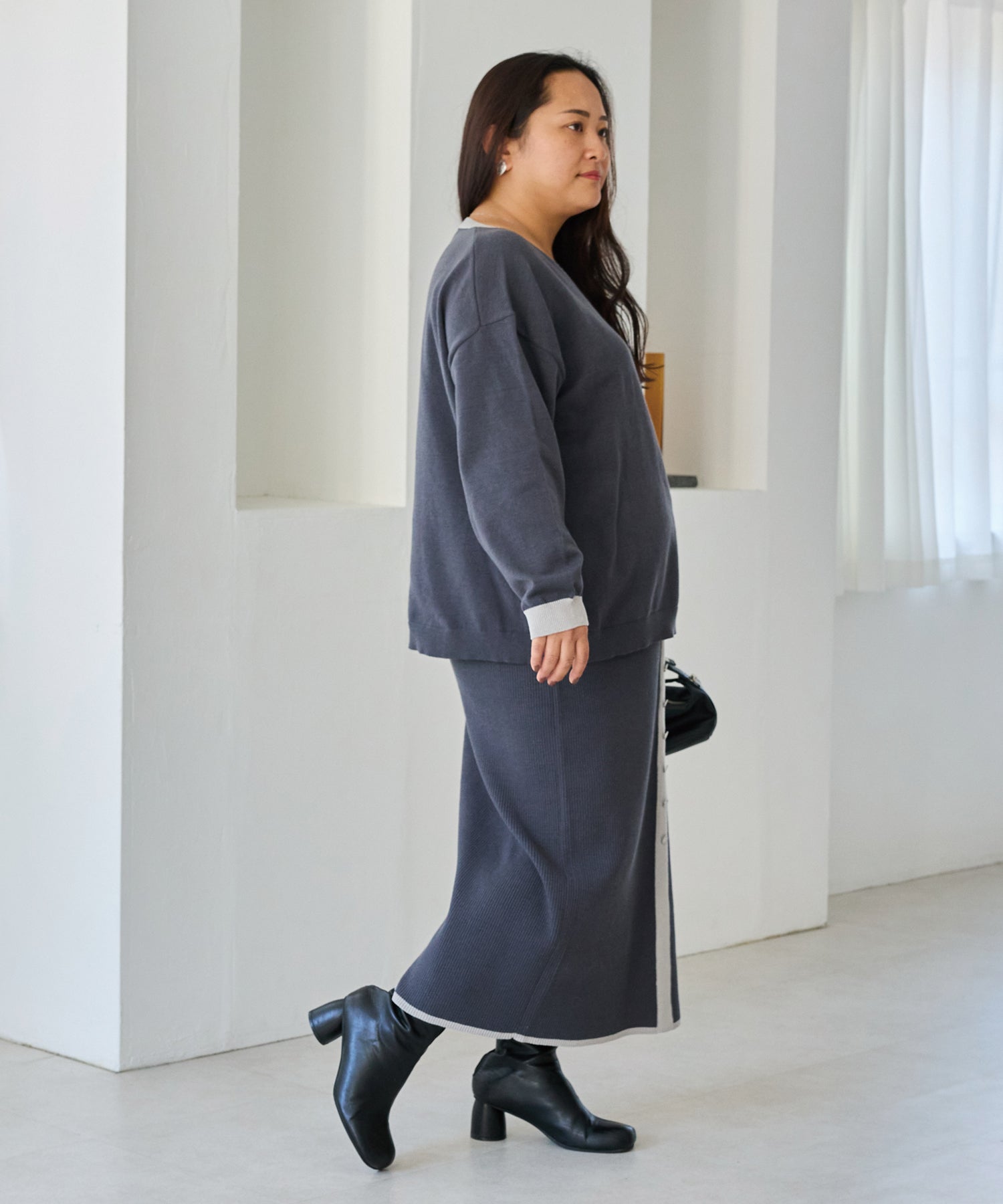 チャコールグレー　model:161cm 着用サイズ:3L