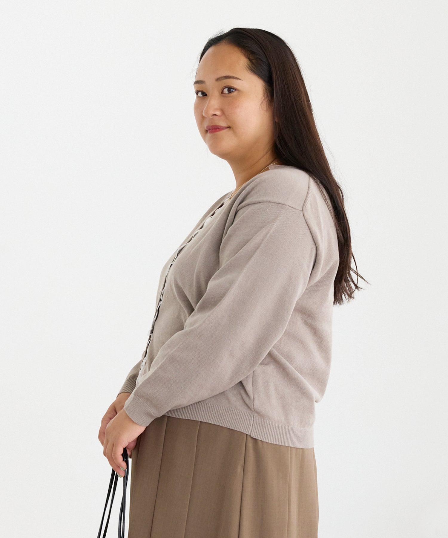 ベージュ　model:161cm 着用サイズ:3L