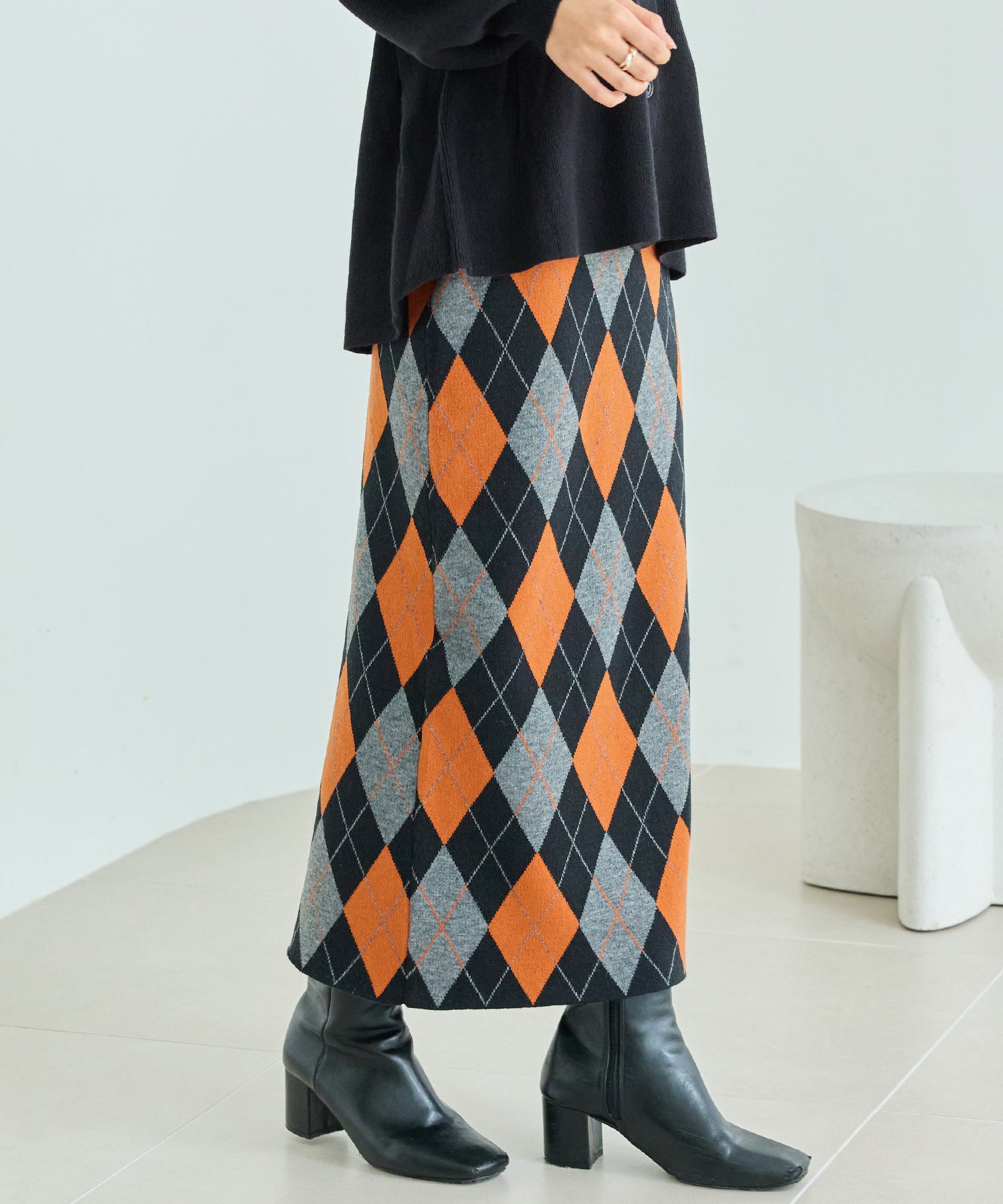 アーガイル柄ニットナロースカート