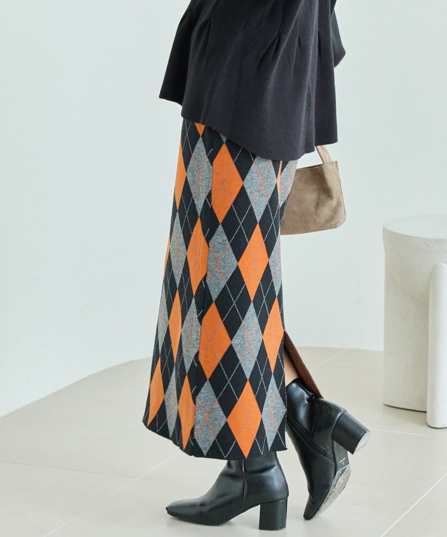 アーガイル柄ニットナロースカート