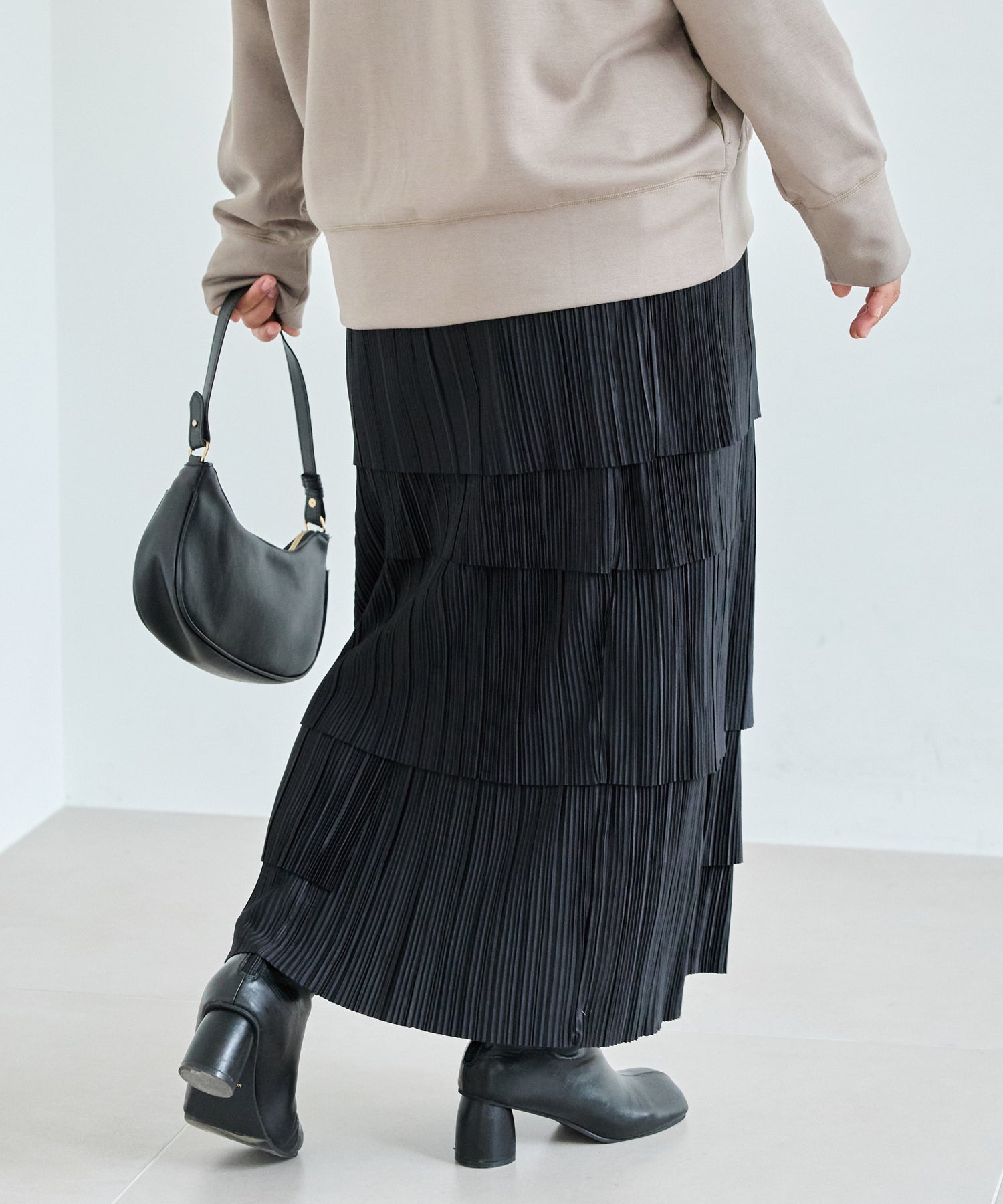 ブラック　model:161cm 着用サイズ:3L