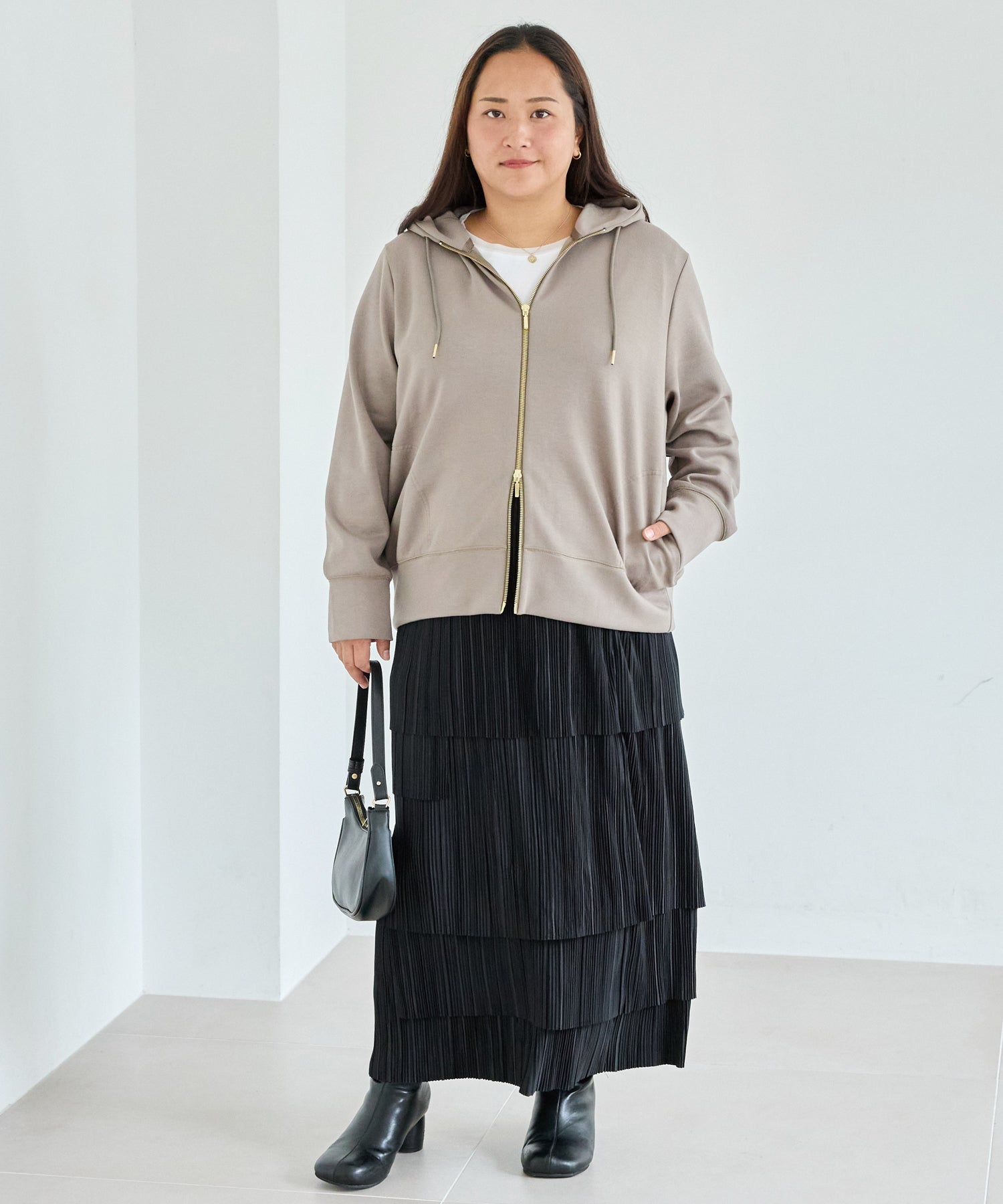 ブラック　model:161cm 着用サイズ:3L