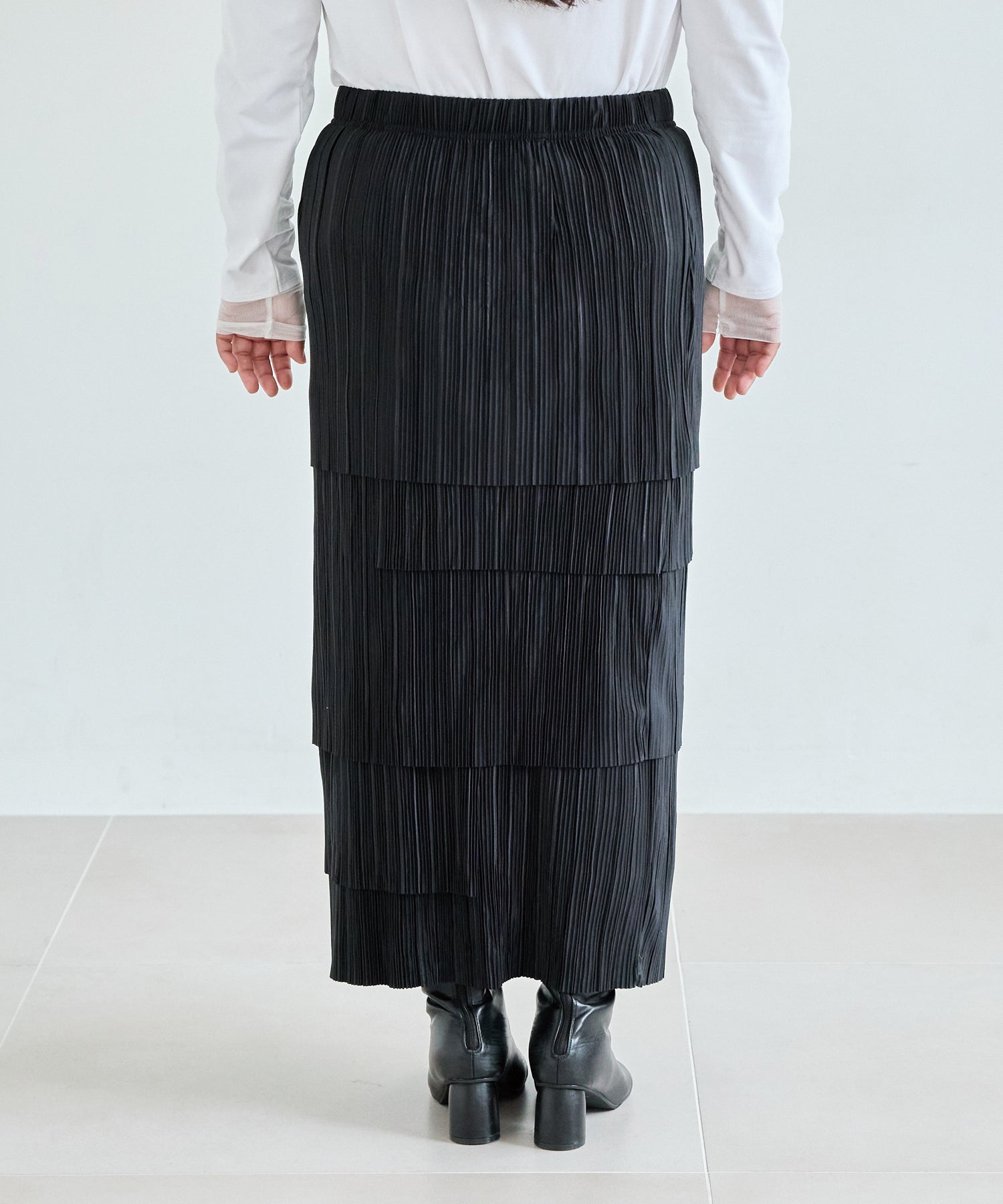 バック　model:161cm 着用サイズ:3L