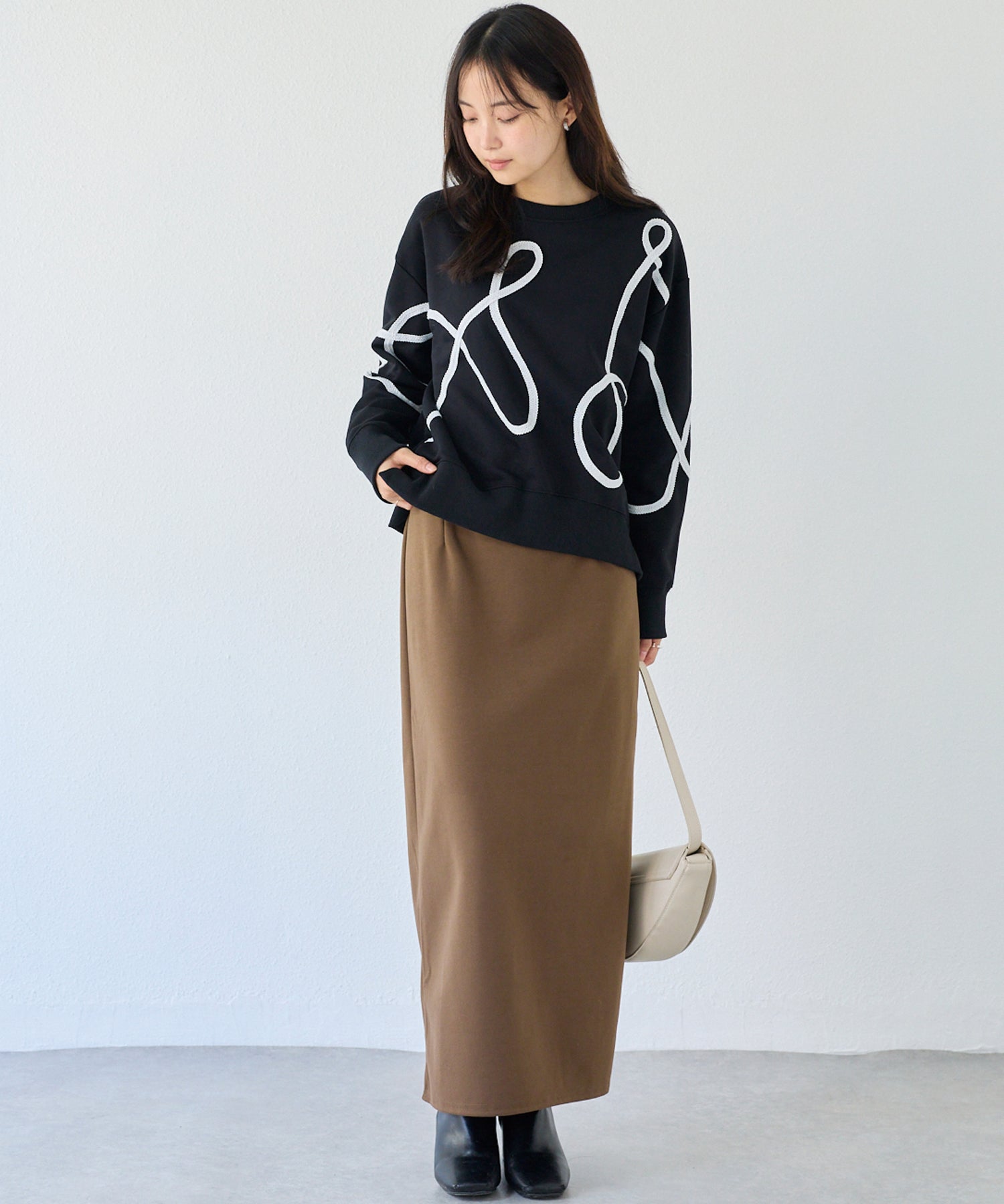 コード刺繍スウェットプルオーバー