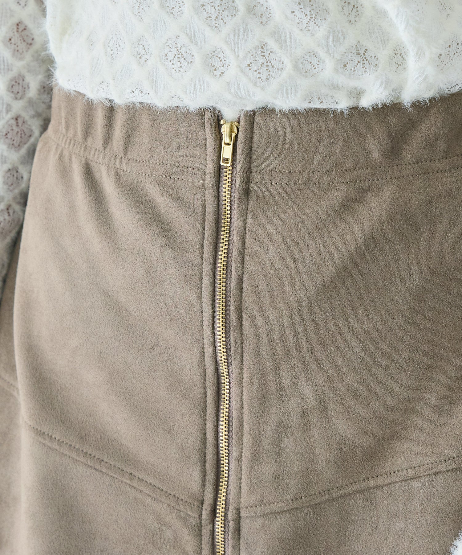 フロントファスナー