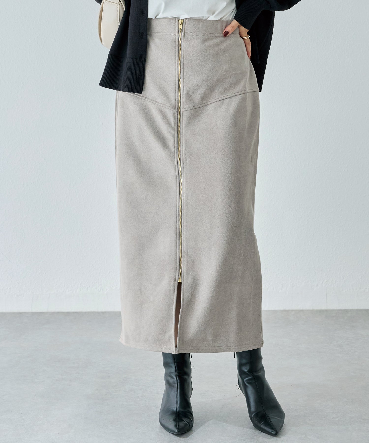 ライトグレー　model:156cm 着用サイズ:M