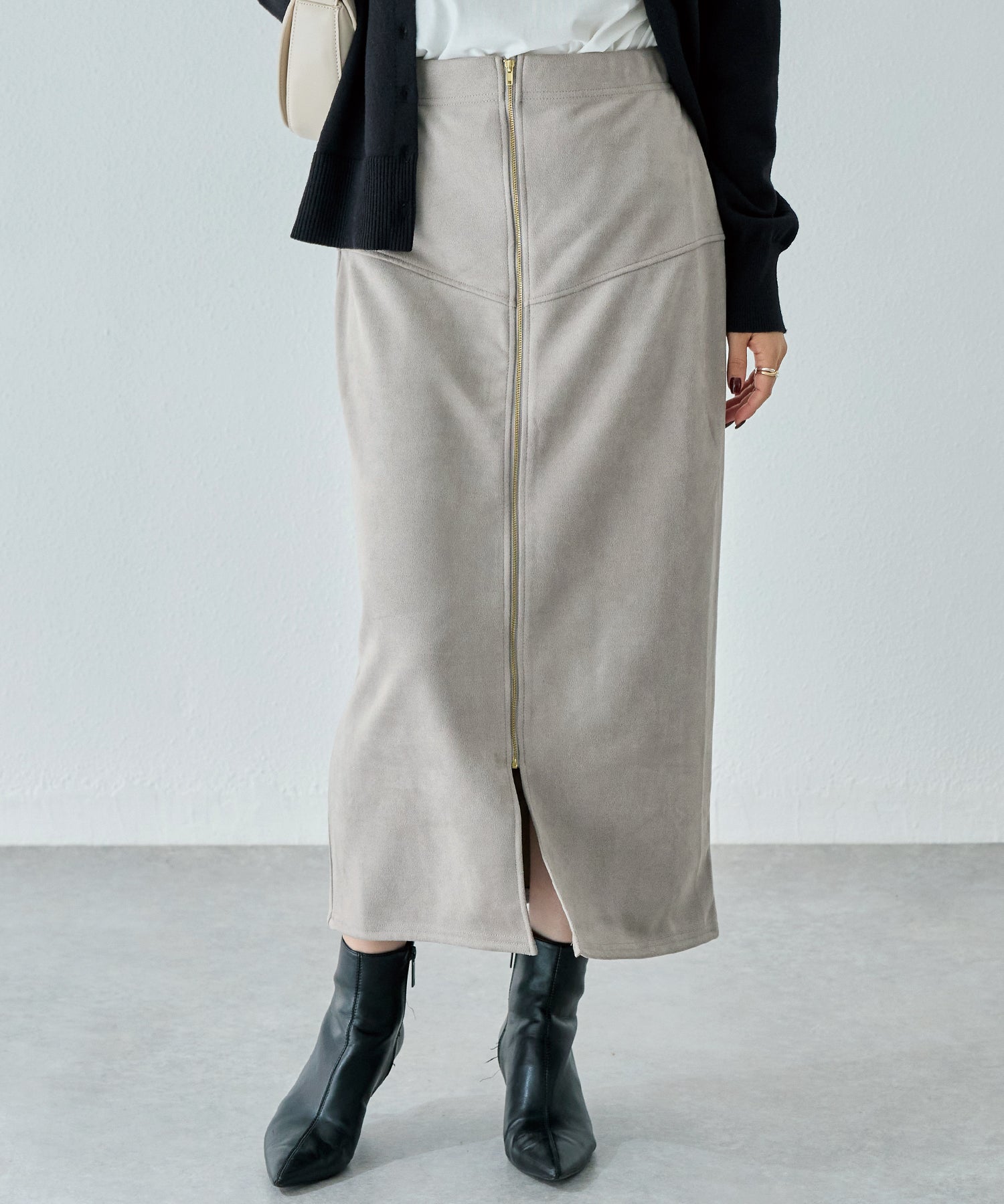 ライトグレー　model:156cm 着用サイズ:M