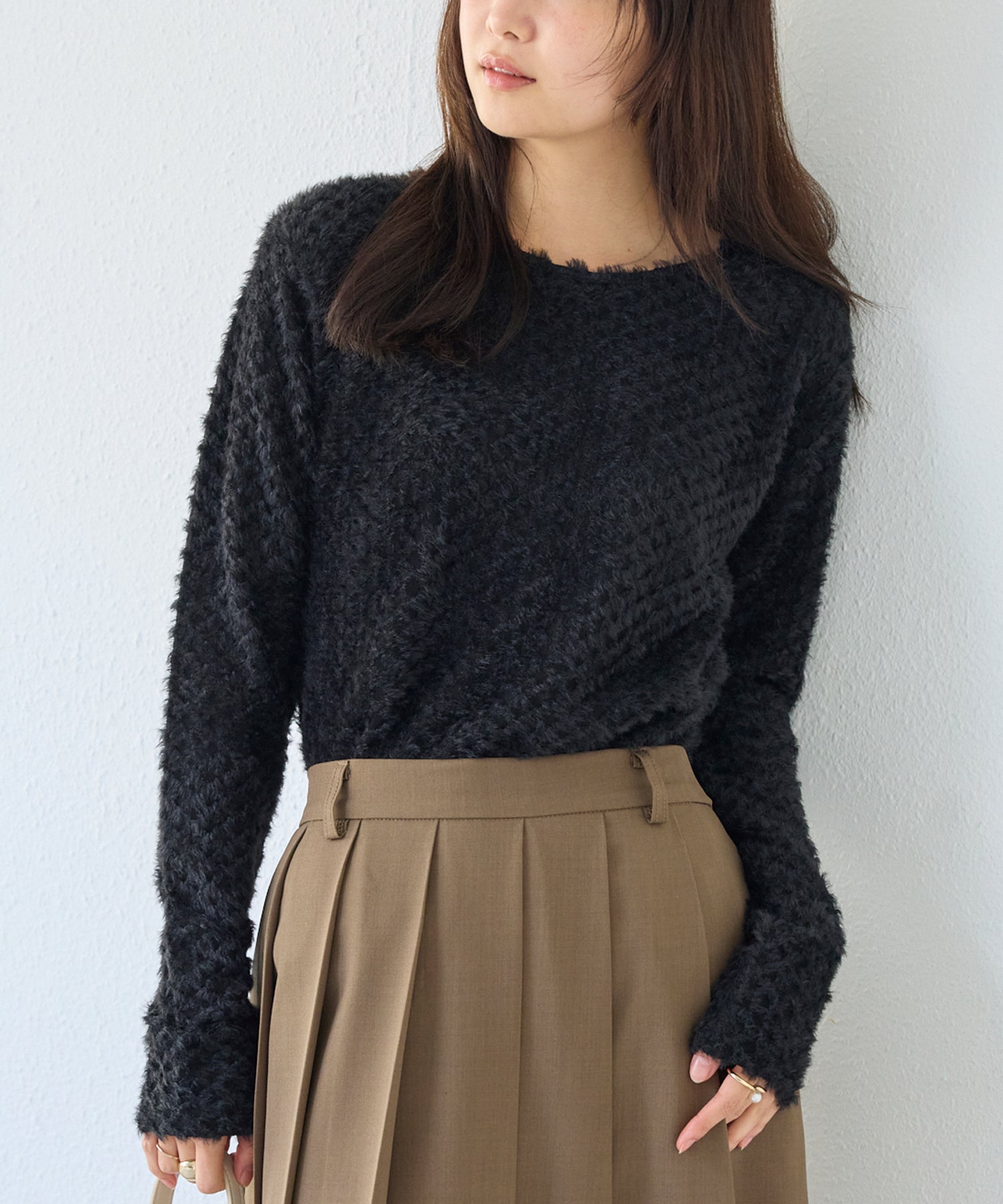 起毛レースプルオーバー