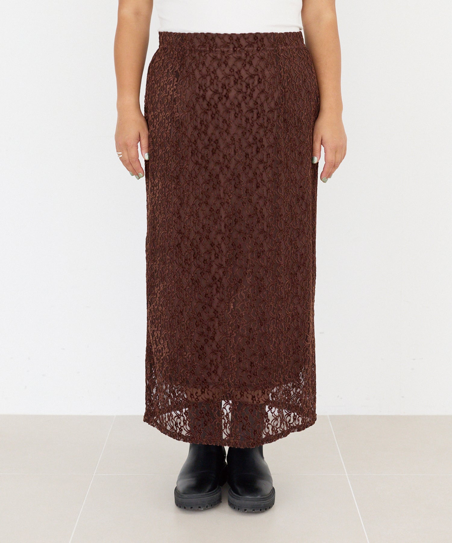 フロント　model:161cm 着用サイズ:3L