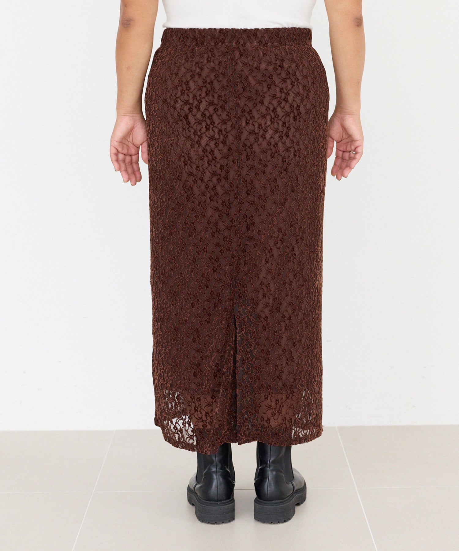 バック　model:161cm 着用サイズ:3L