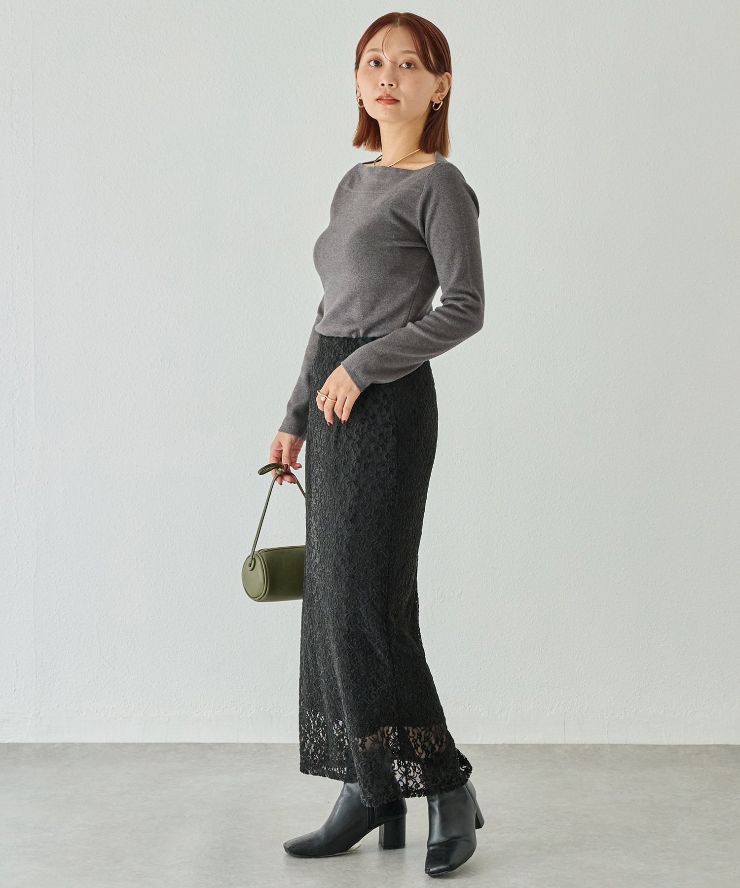 起毛レースナロースカート