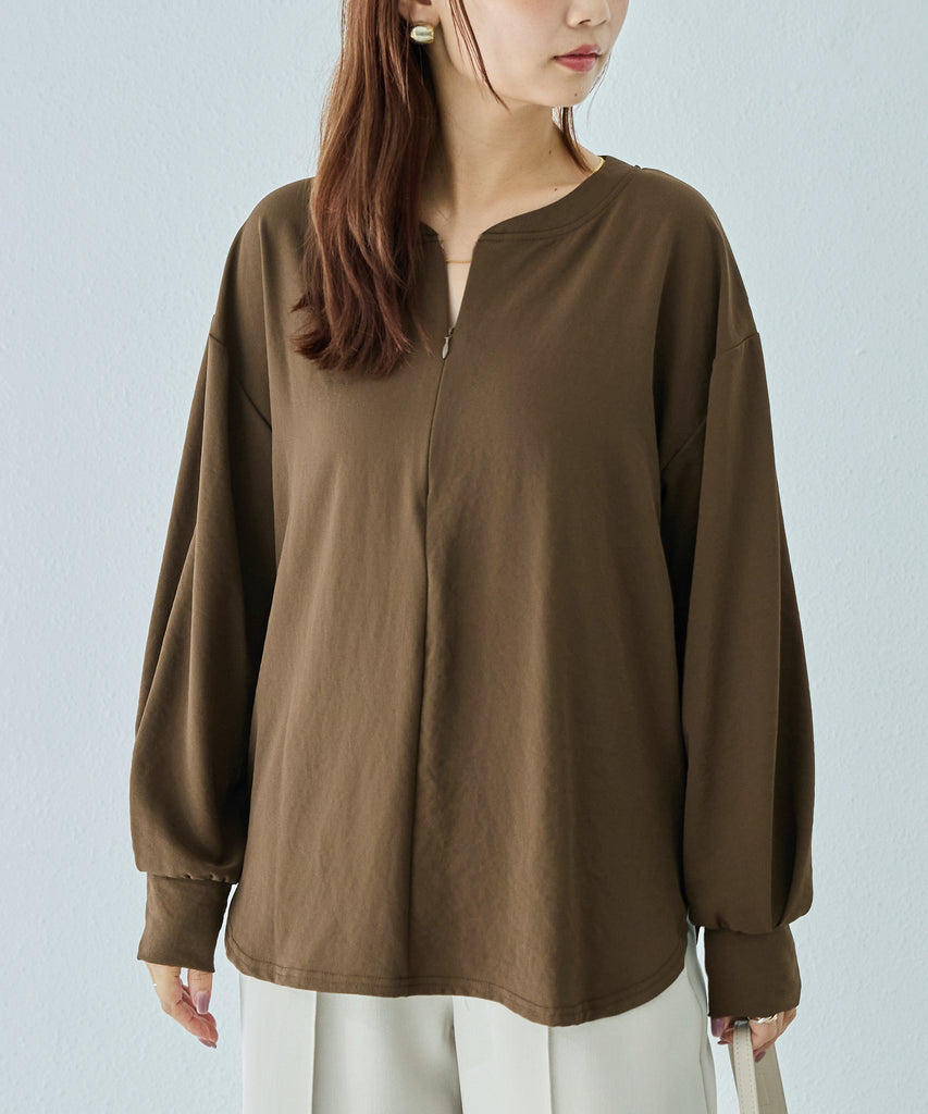 フロントファスナープルオーバー