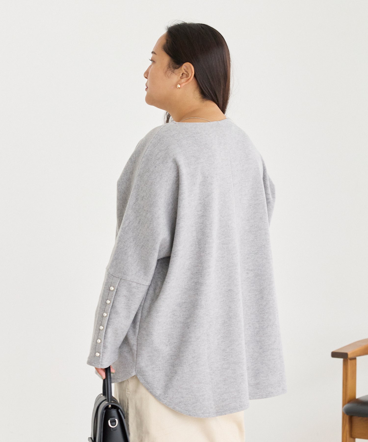 グレー　model:161cm 着用サイズ:3L