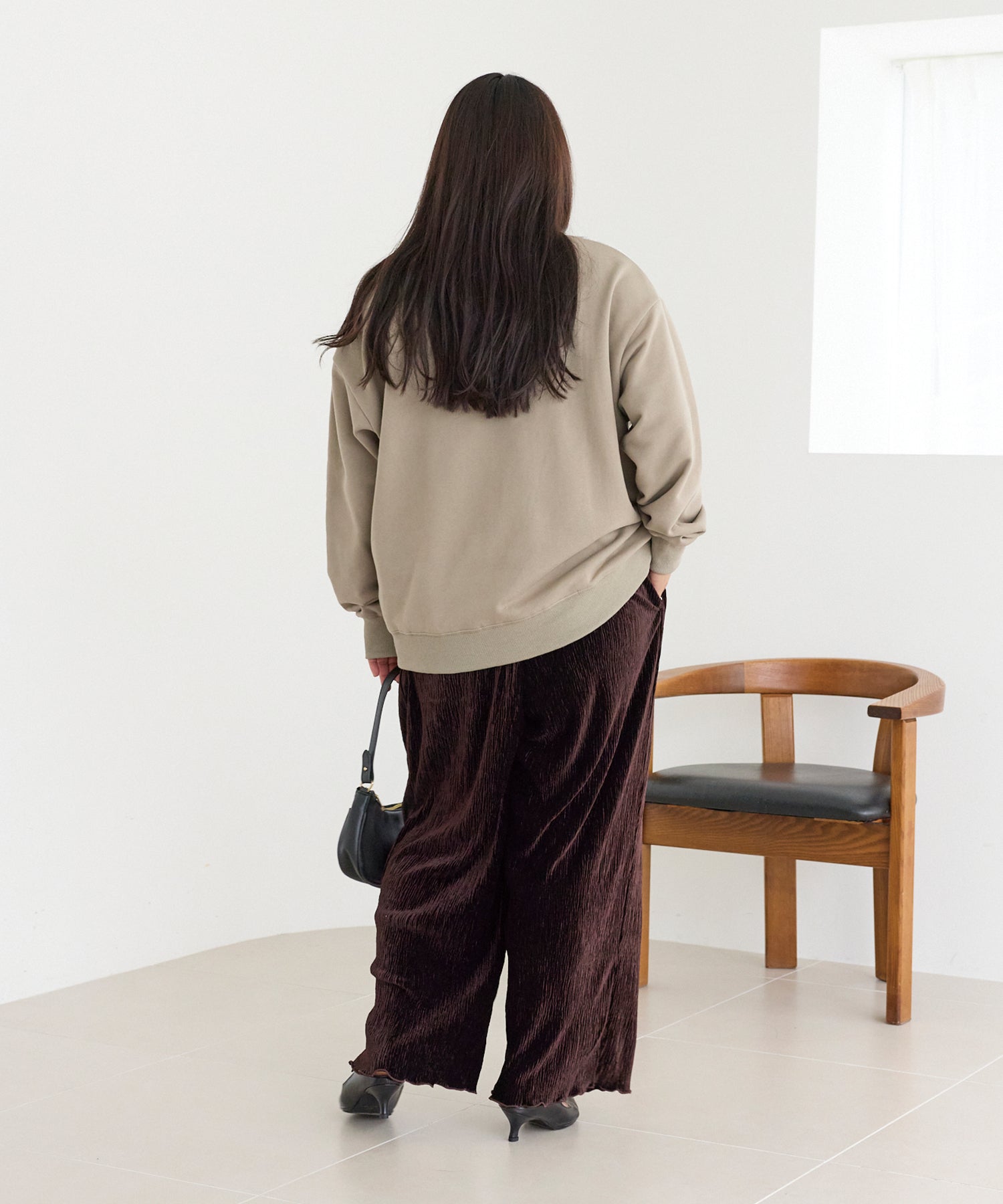 ベージュ　model:161cm 着用サイズ:3L