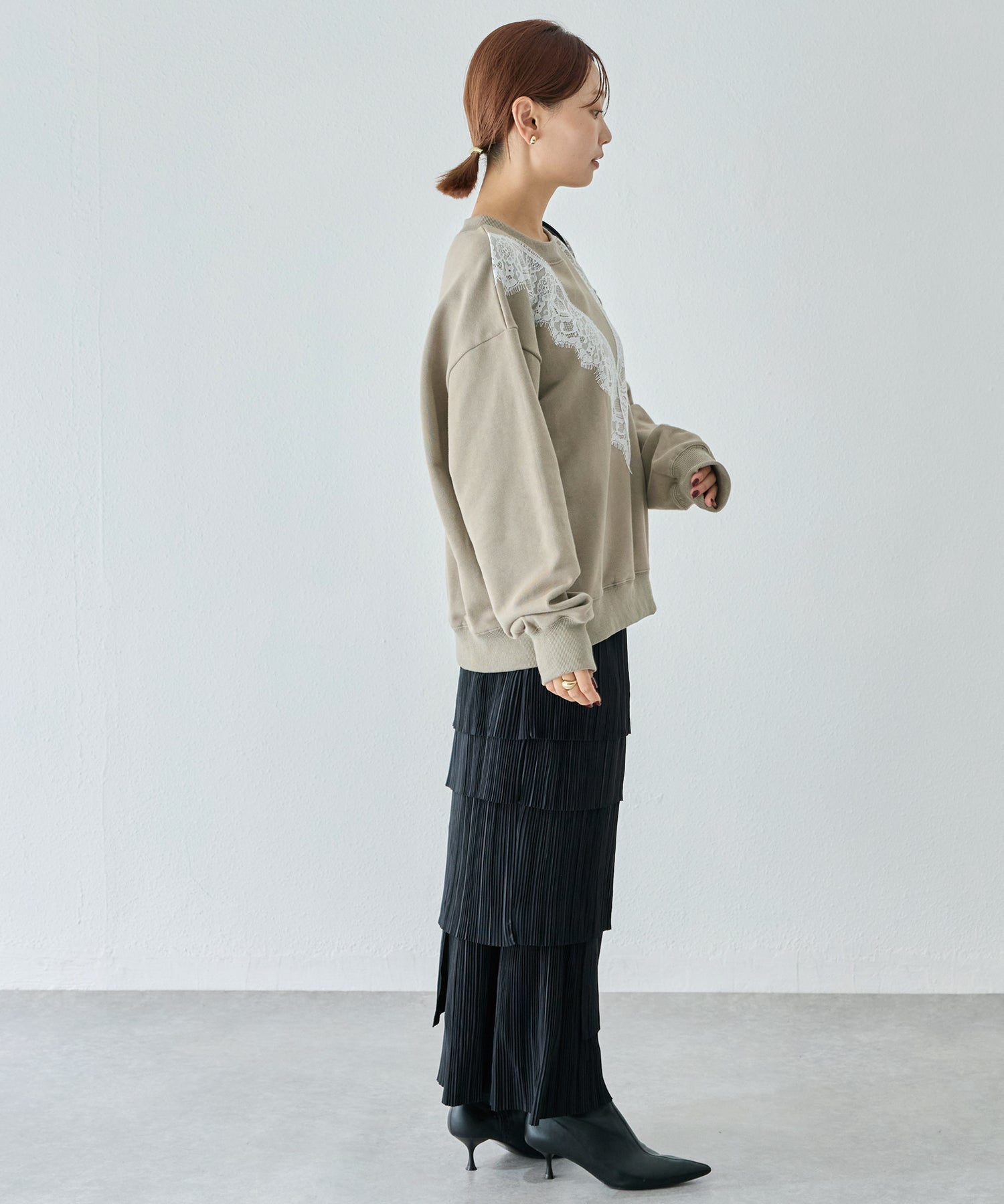 レース配色スウェットプルオーバー