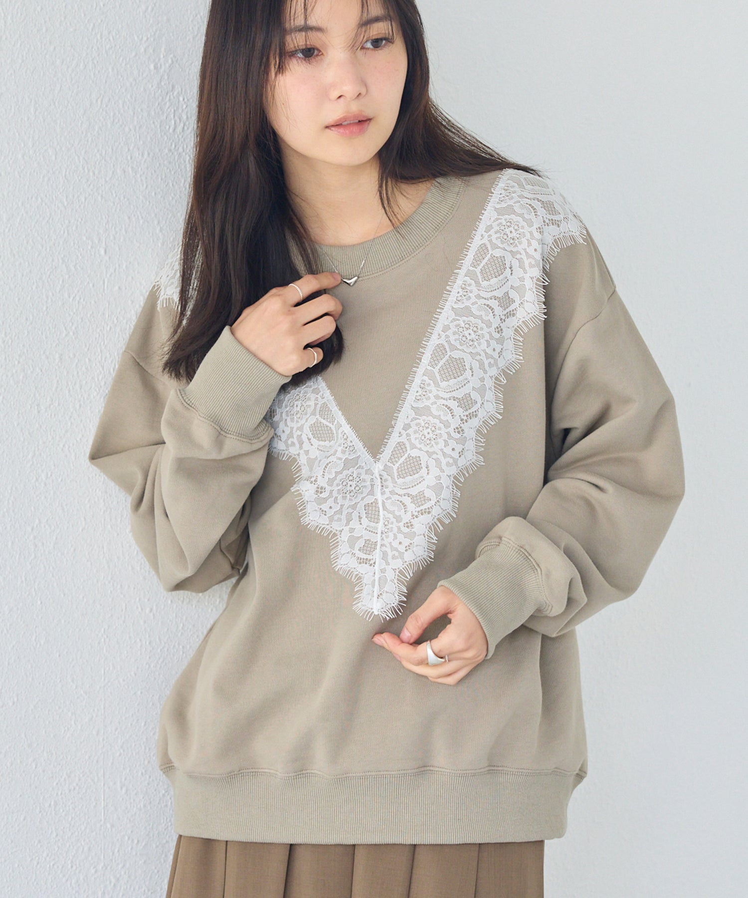 ベージュ　model:160cm 着用サイズ:M