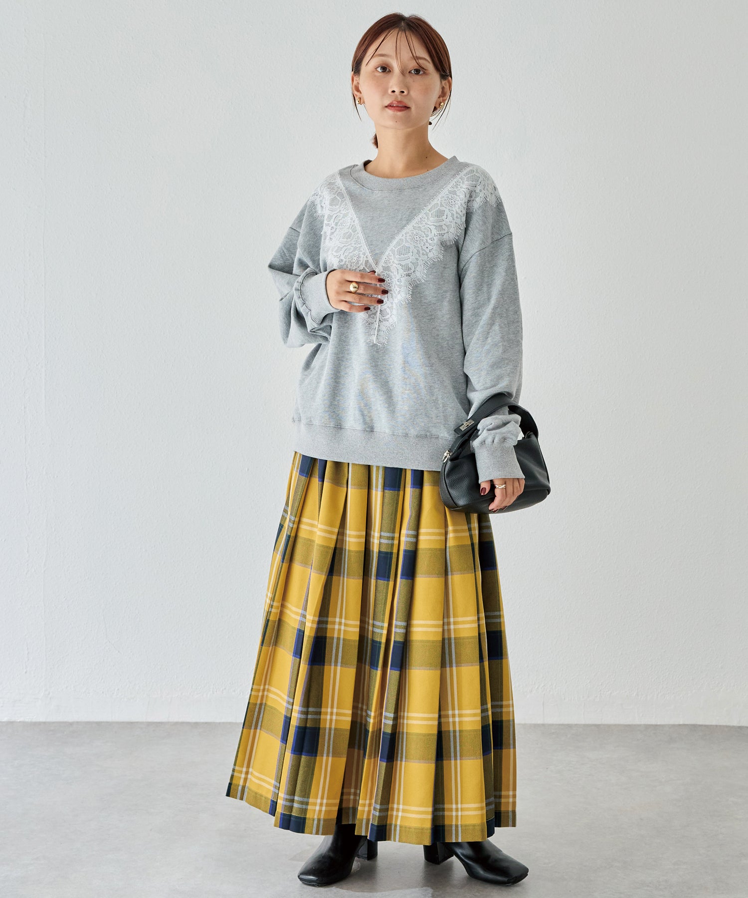 レース配色スウェットプルオーバー