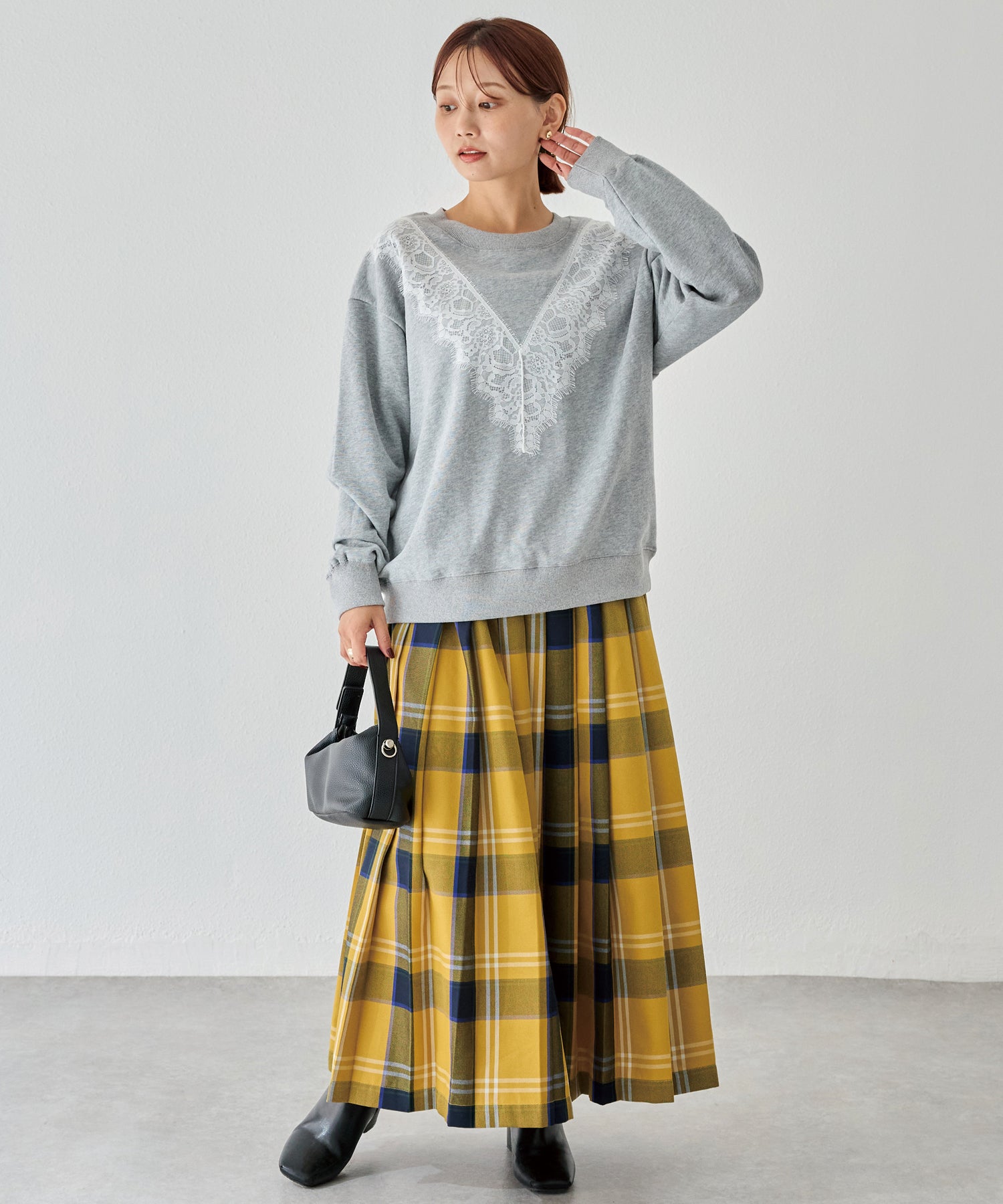 レース配色スウェットプルオーバー