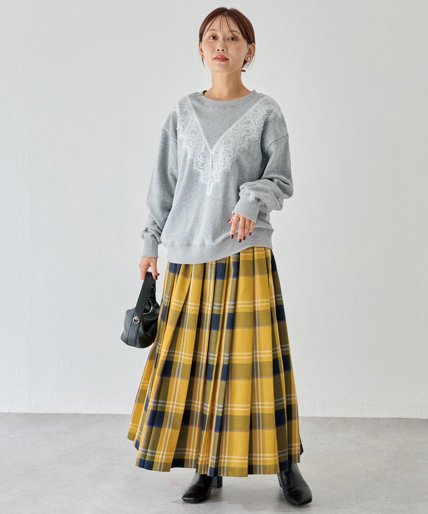 レース配色スウェットプルオーバー