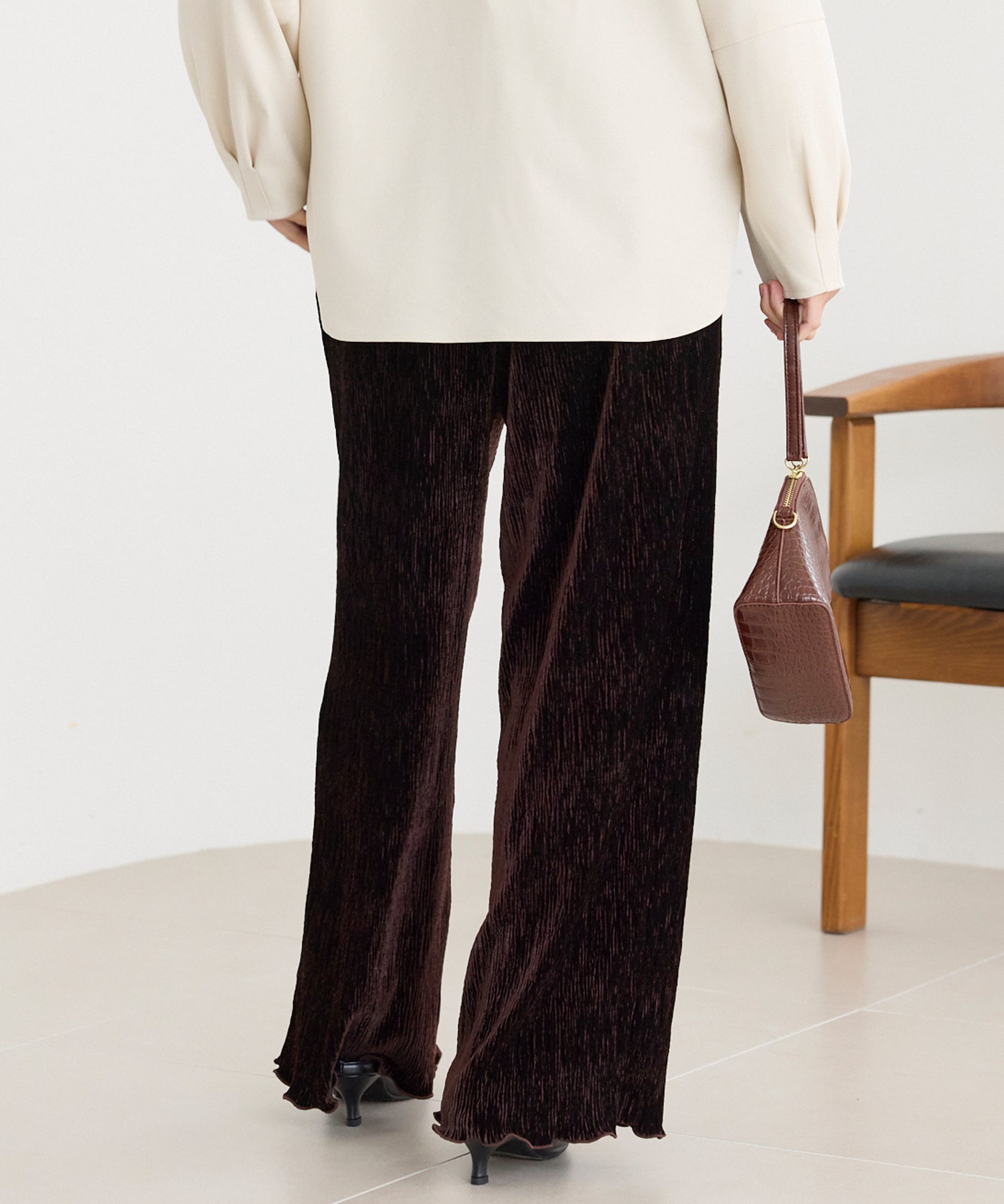 楊柳ベロアイージーパンツ